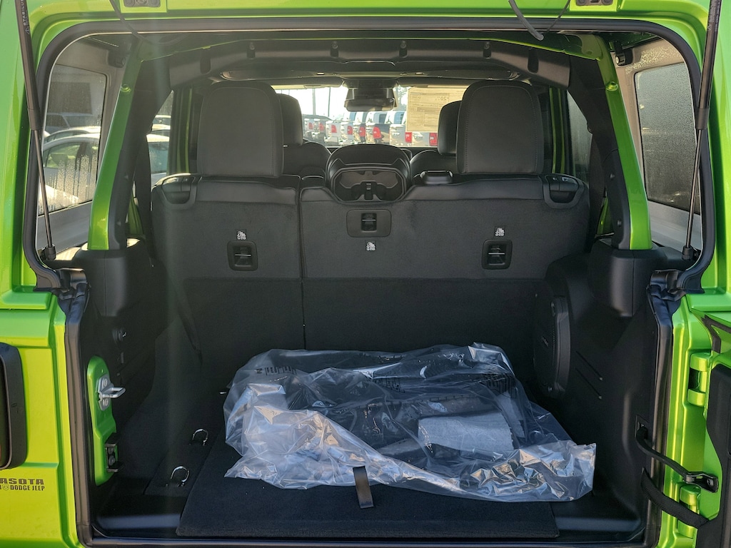 New 2026 Jeep Wrangler Rubicon X Rubicon X 4x4