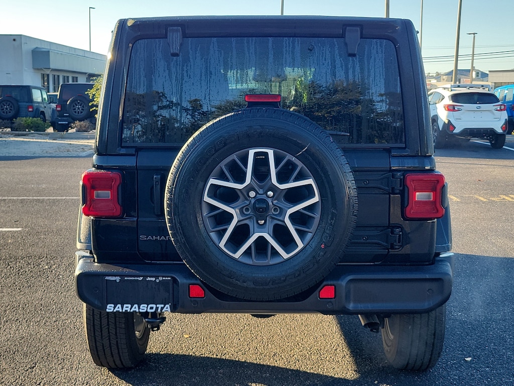 New 2026 Jeep Wrangler Sahara Sahara 4x4