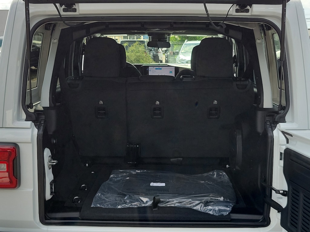 New 2025 Jeep Wrangler Sport S Sport S  4x4