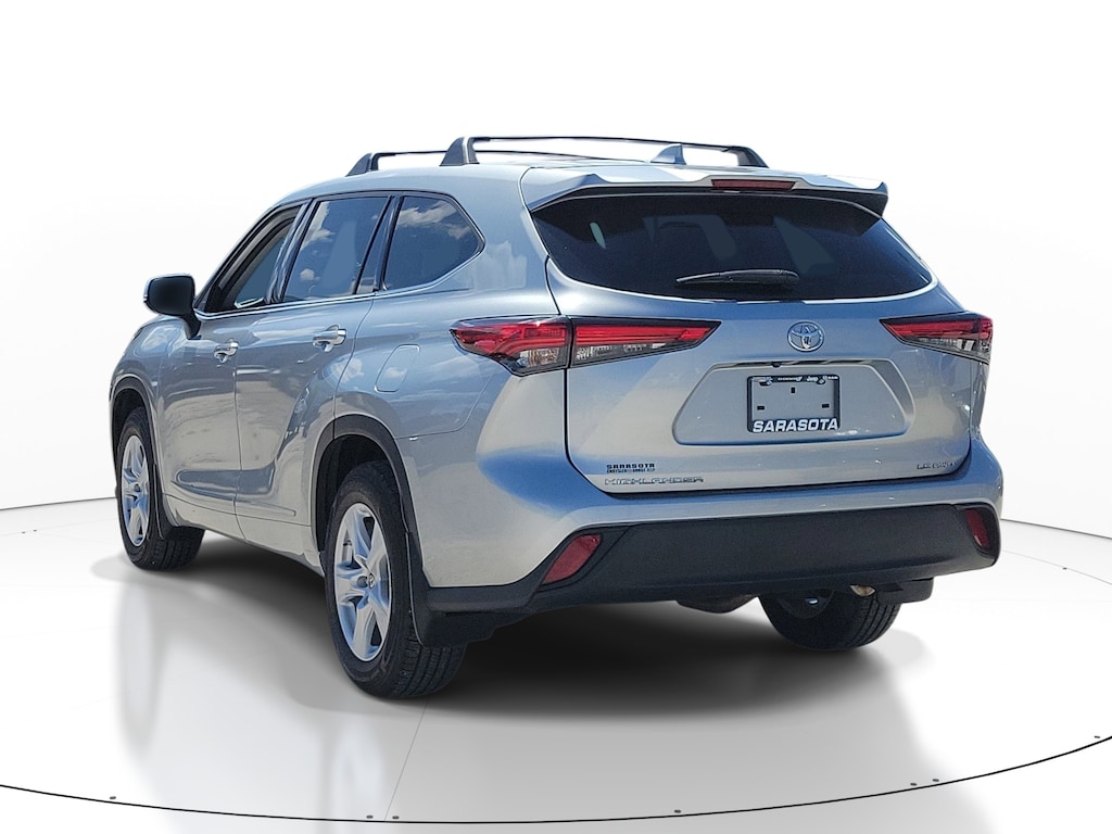 Used 2020 Toyota Highlander LE LE AWD