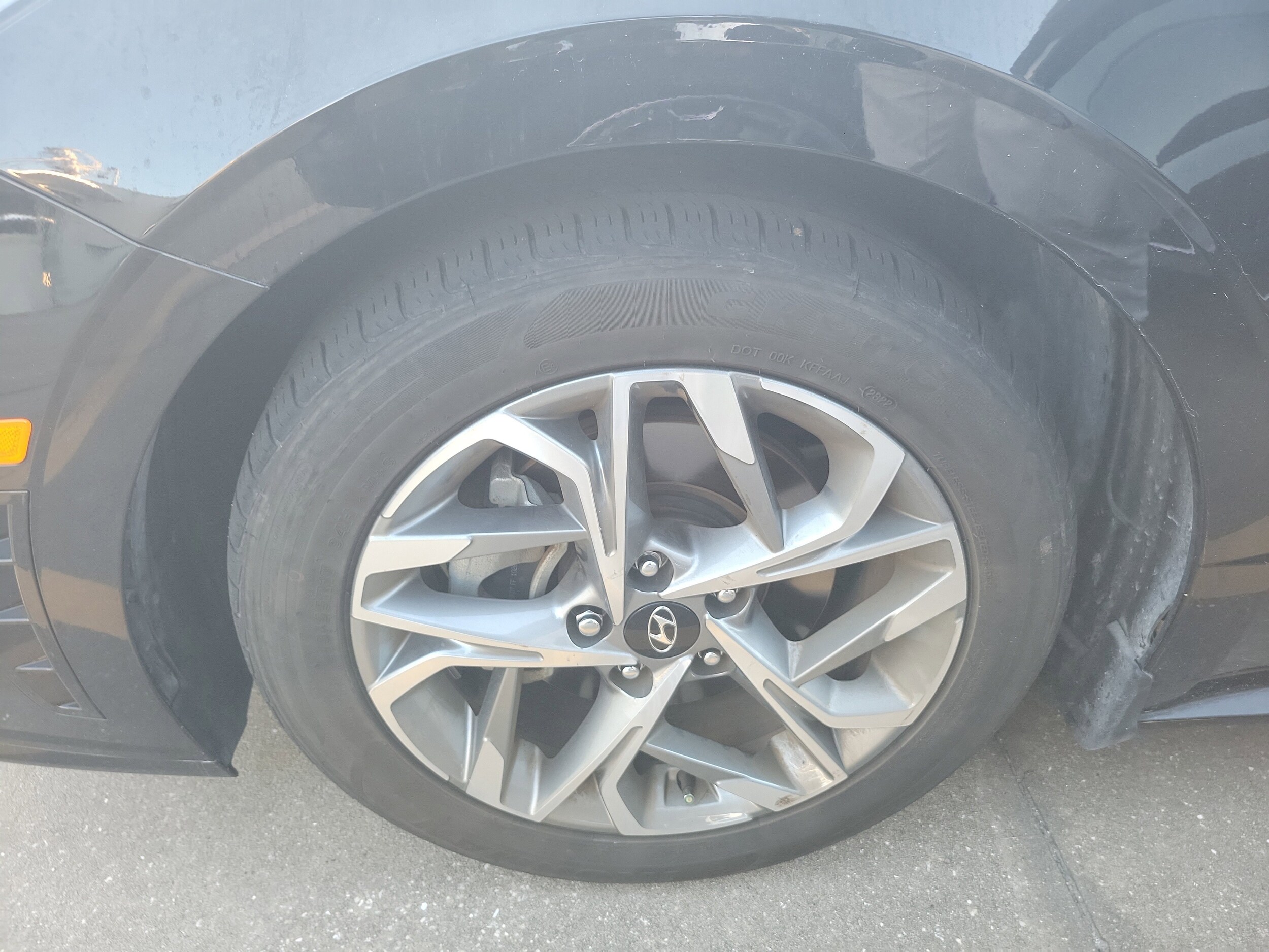 2023 Hyundai Sonata SEL photo 3