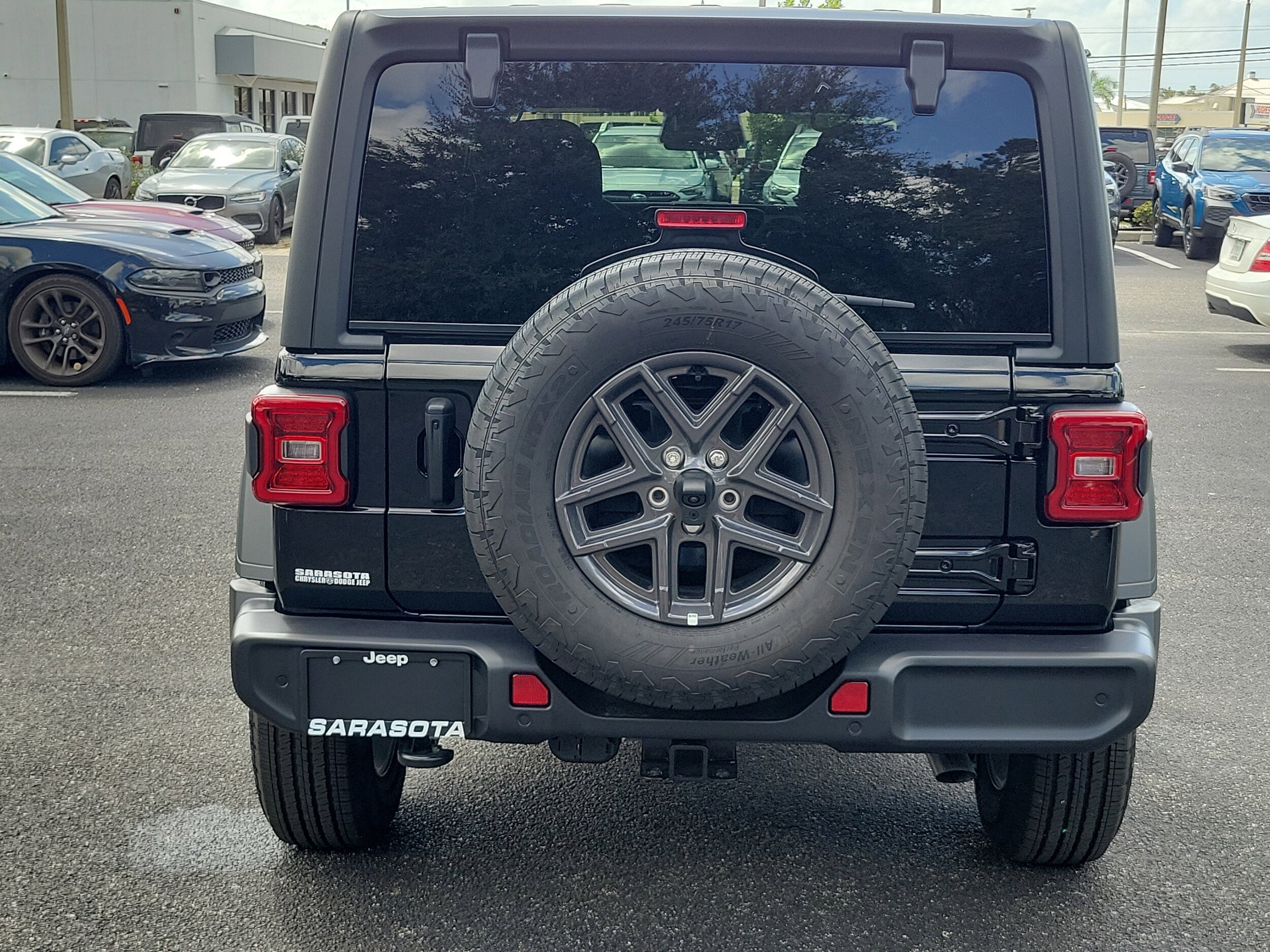 2025 Jeep Wrangler Sport S photo 3