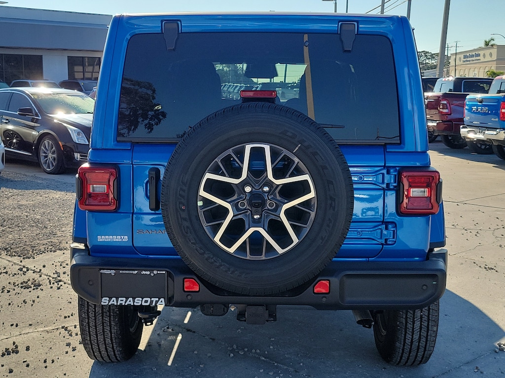 New 2026 Jeep Wrangler Sahara Sahara 4x4