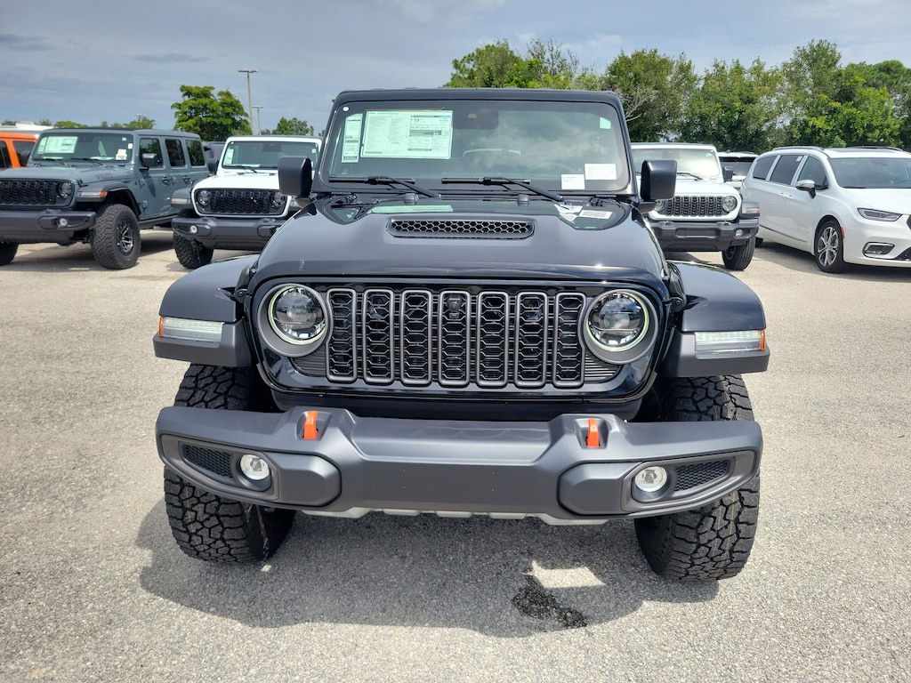 New 2025 Jeep Gladiator Mojave Mojave 4x4