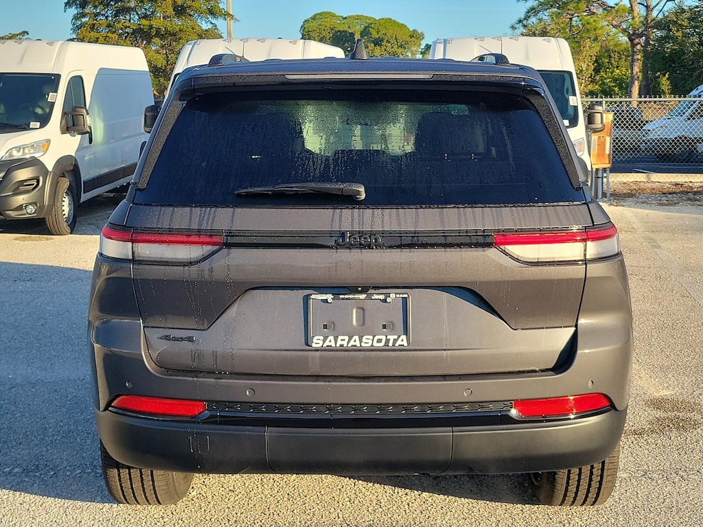 New 2025 Jeep Grand Cherokee Altitude X Altitude X 4x4