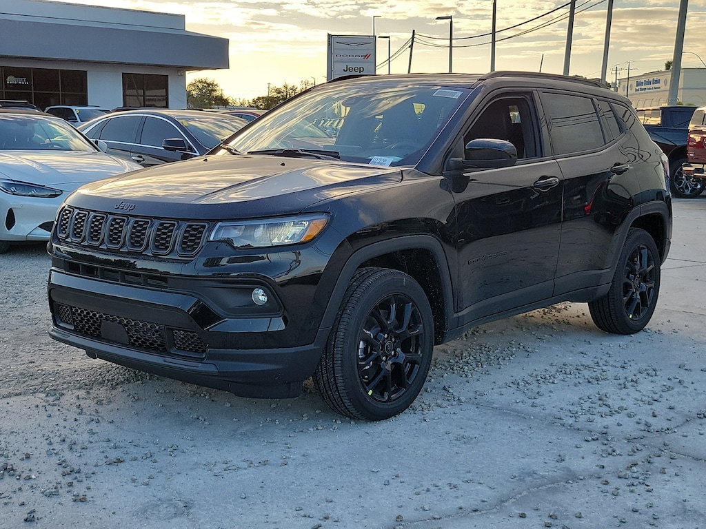 New 2026 Jeep Compass Latitude Altitude Latitude Altitude 4x4