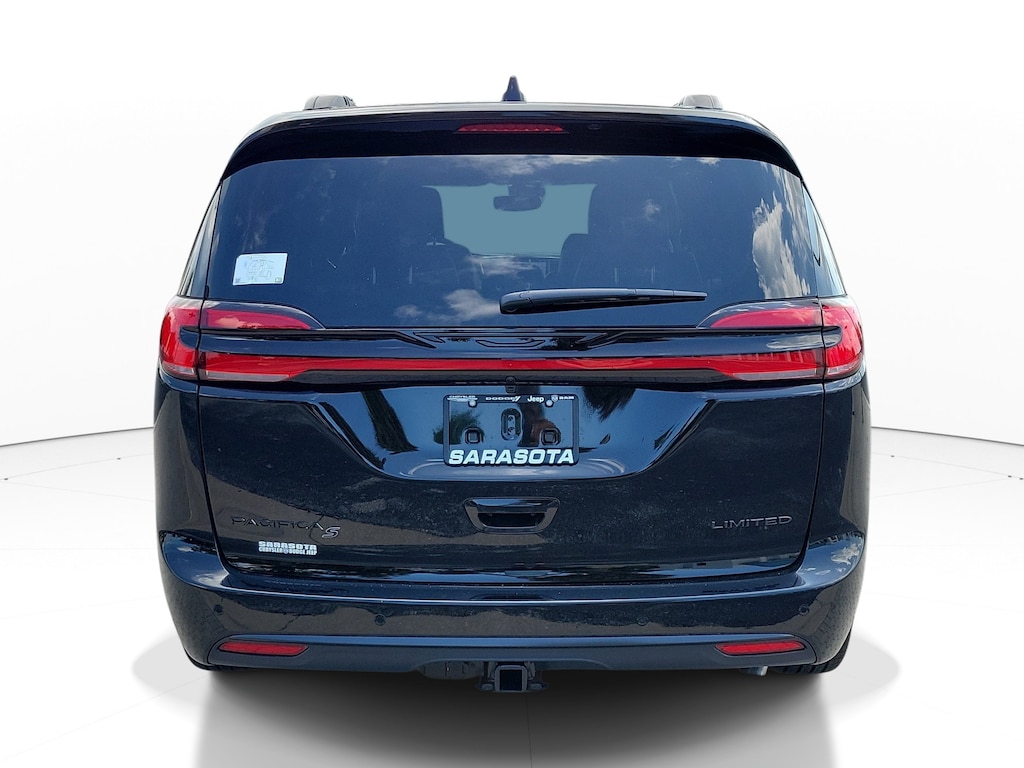 New 2027 Chrysler Pacifica Limited Limited FWD