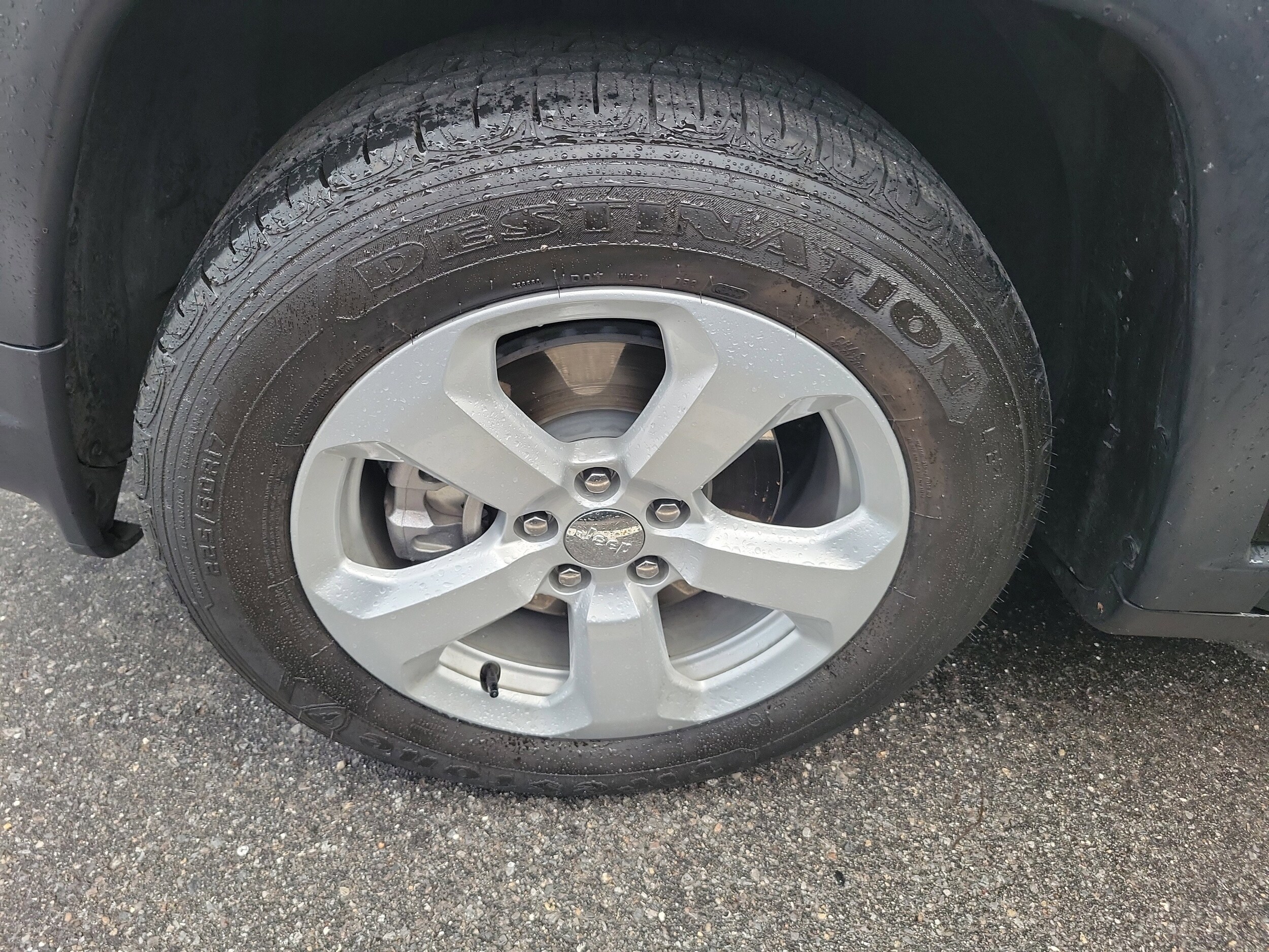 2021 Jeep Compass Latitude photo 3