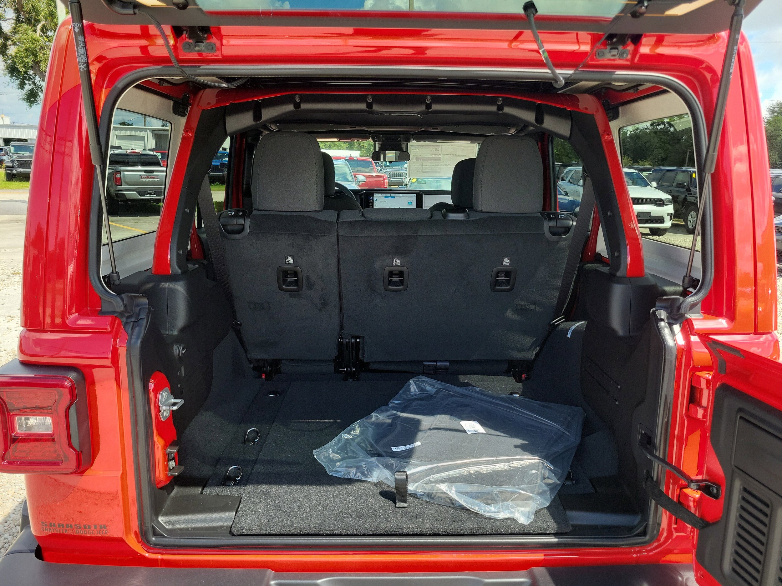 2025 Jeep Wrangler Sport S photo 2