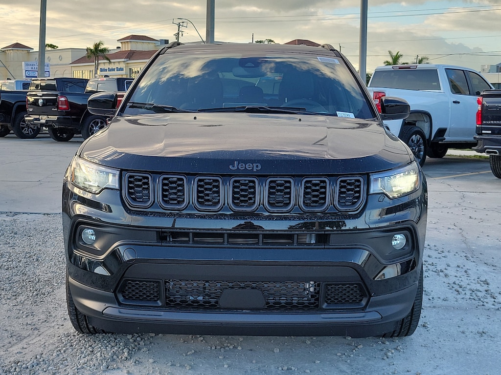 New 2026 Jeep Compass Latitude Altitude Latitude Altitude 4x4