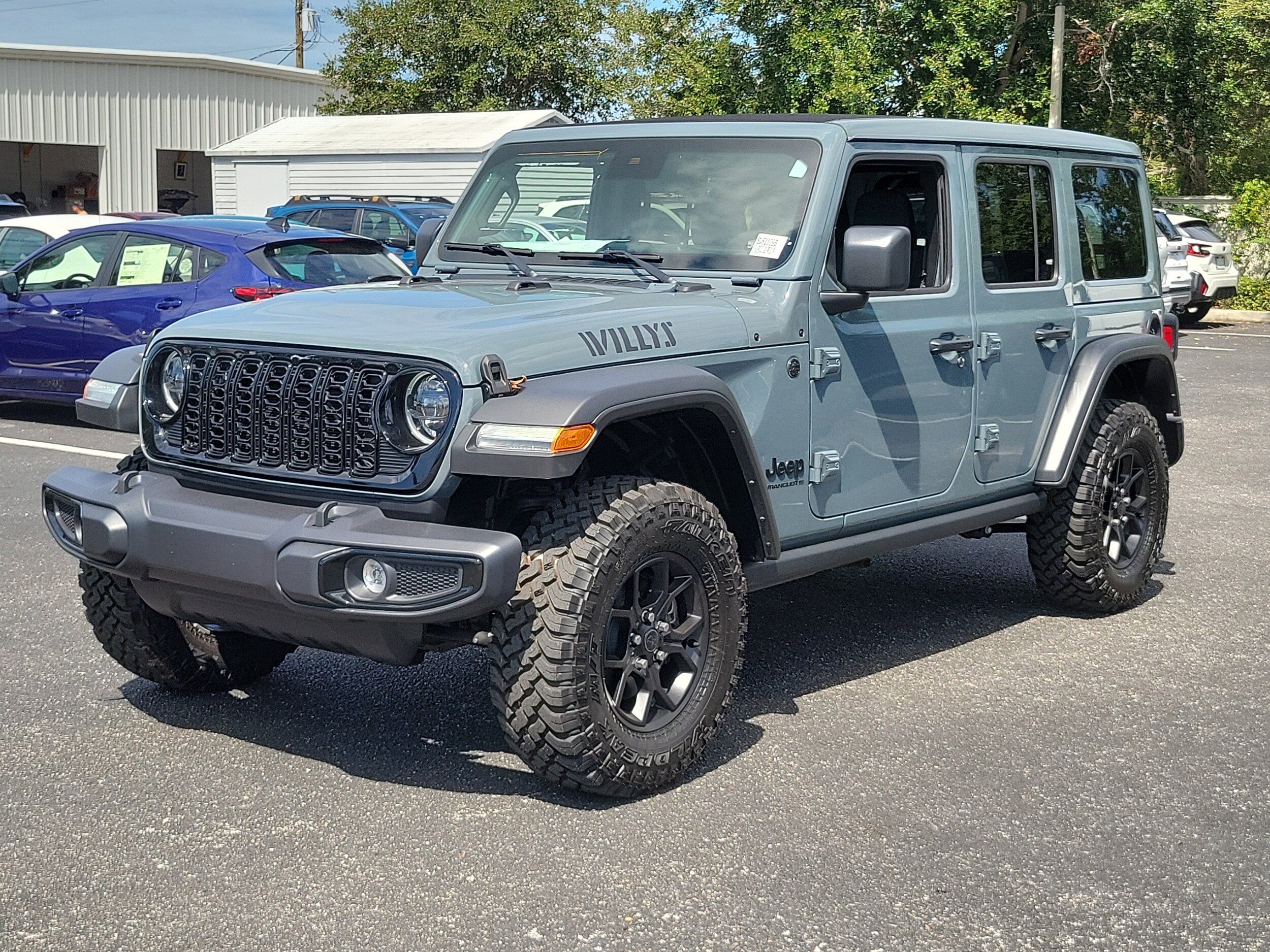 2025 Jeep Wrangler Willys photo 2