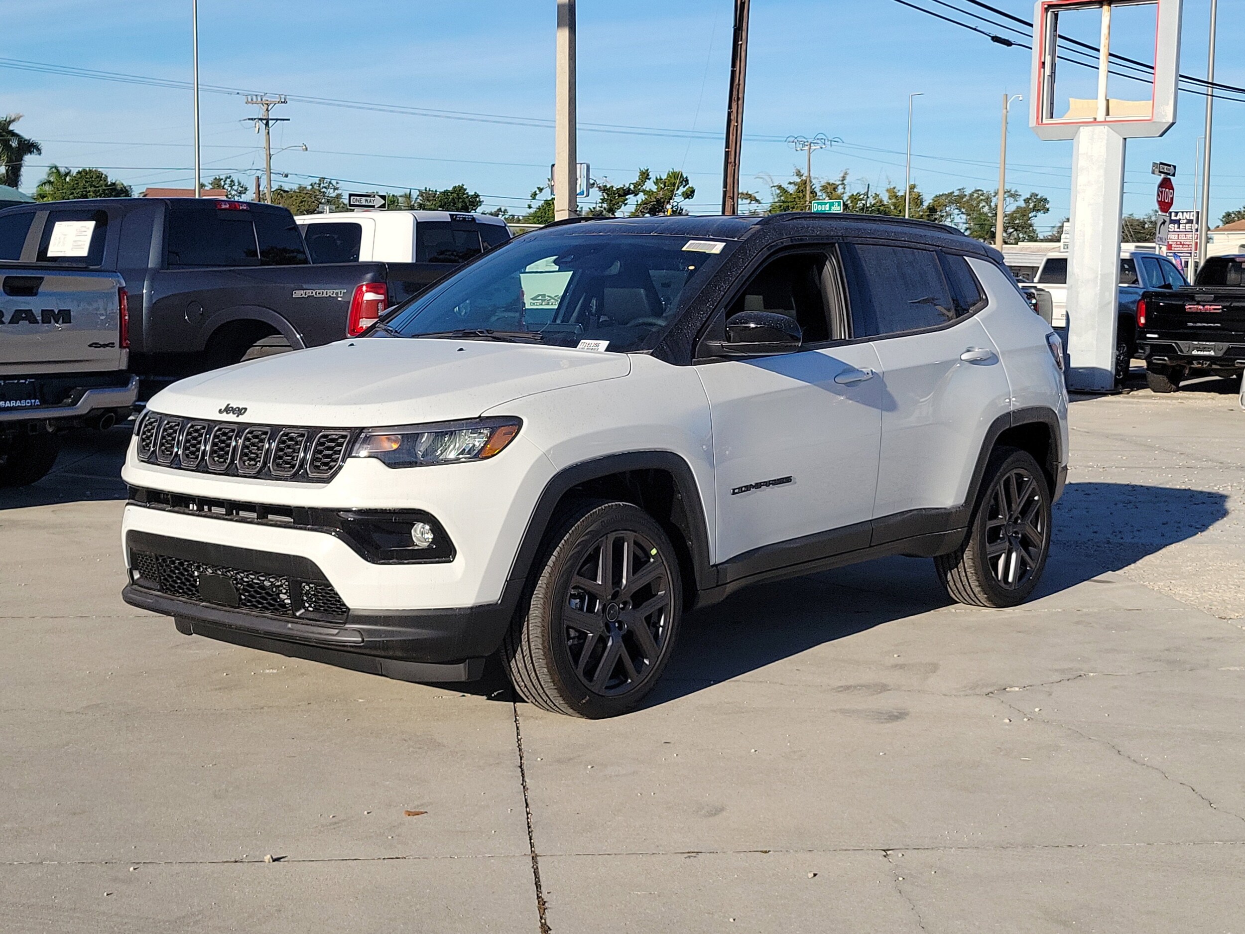 2026 Jeep Compass Limited Altitude photo 2