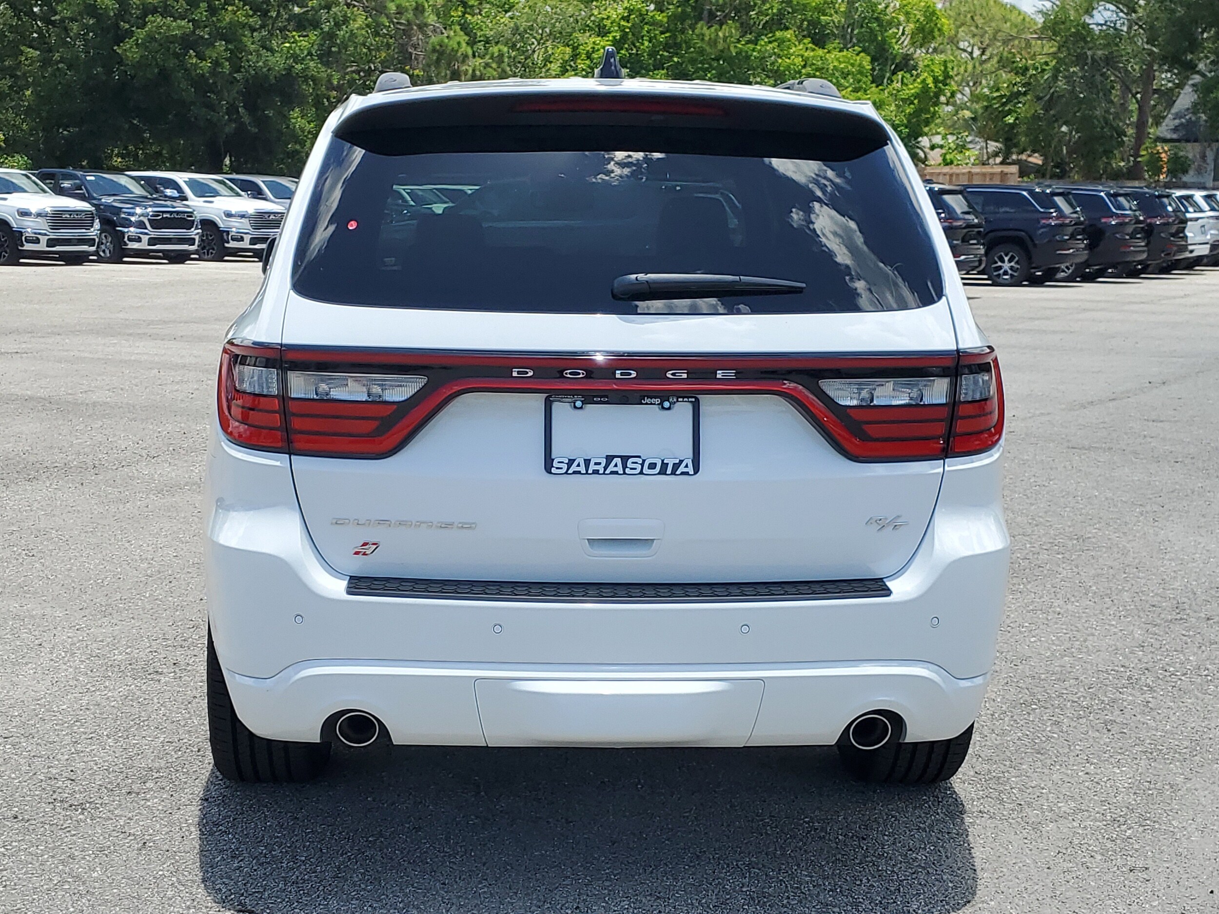 2025 Dodge Durango R/T Plus photo 4
