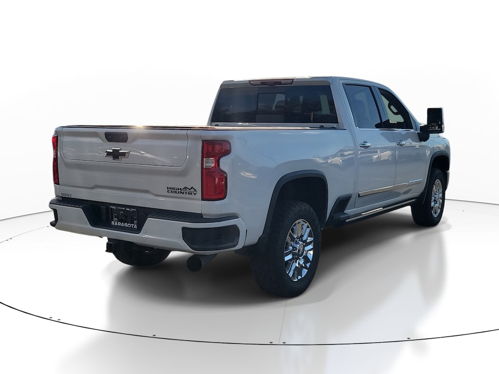 Used 2024 Chevrolet Silverado 2500HD High Country 4WD Crew Cab 159 High Country