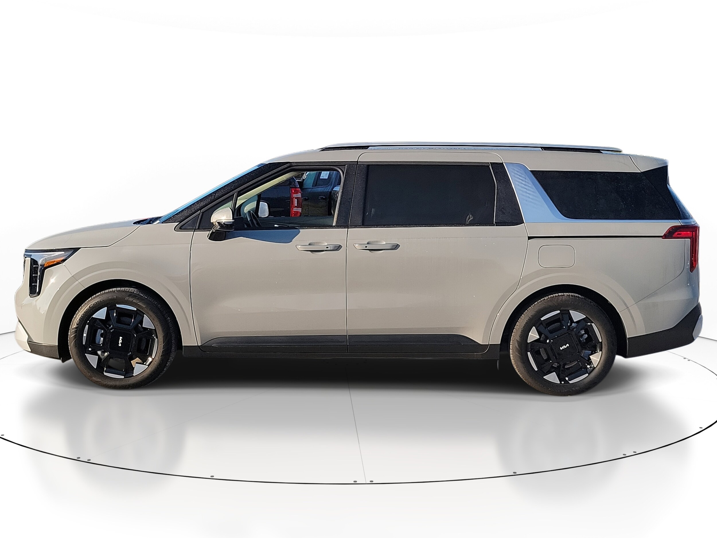 2025 Kia Carnival EX photo 2
