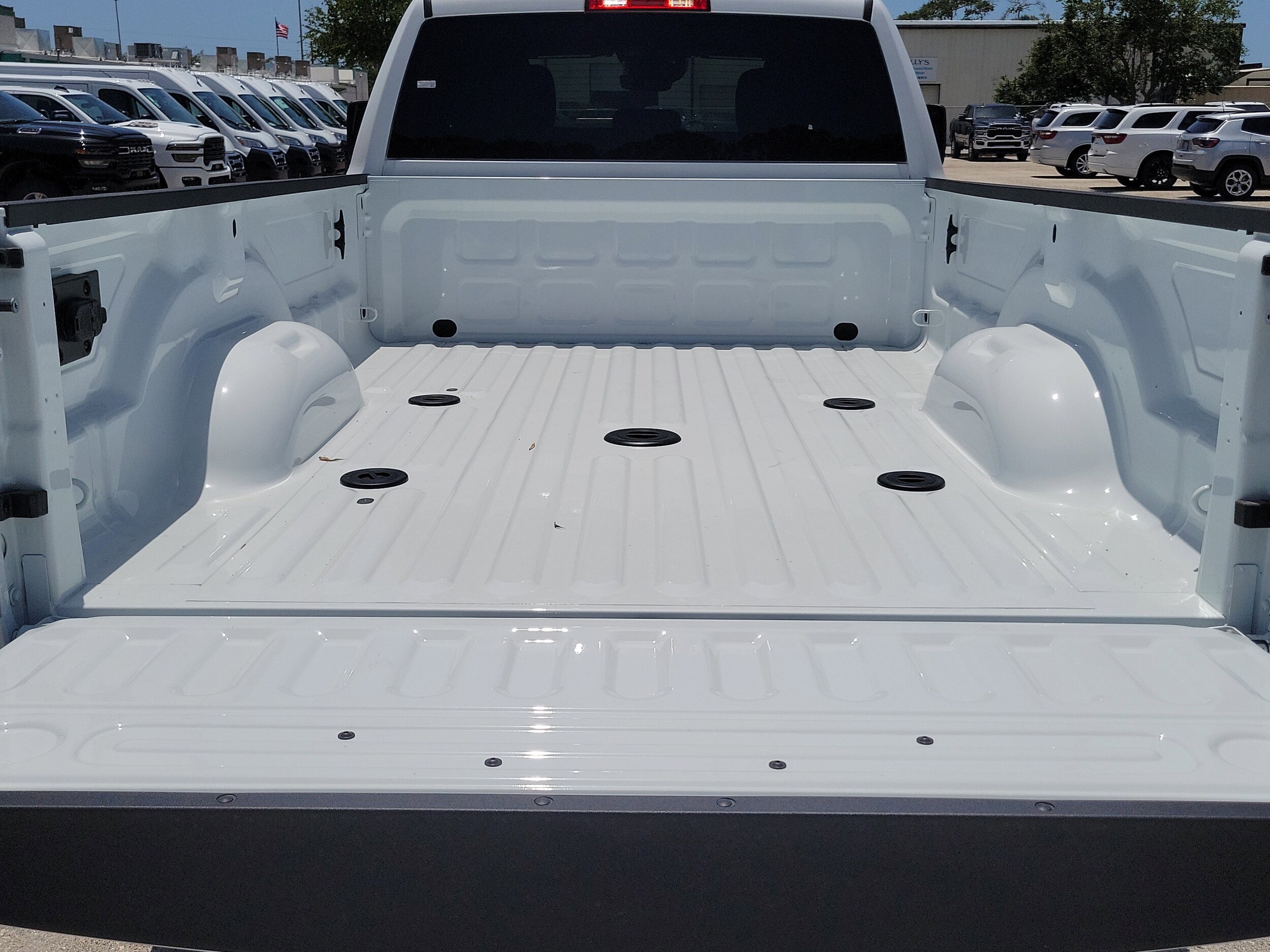 2025 Ram 2500 Big Horn photo 4