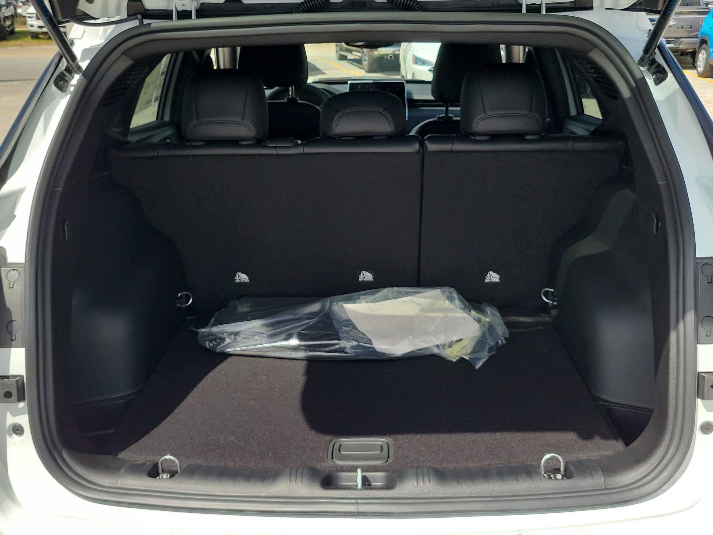 2026 Jeep Compass Latitude Altitude photo 4