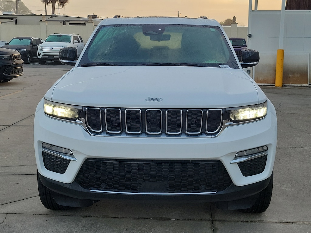 New 2025 Jeep Grand Cherokee Limited Limited 4x2