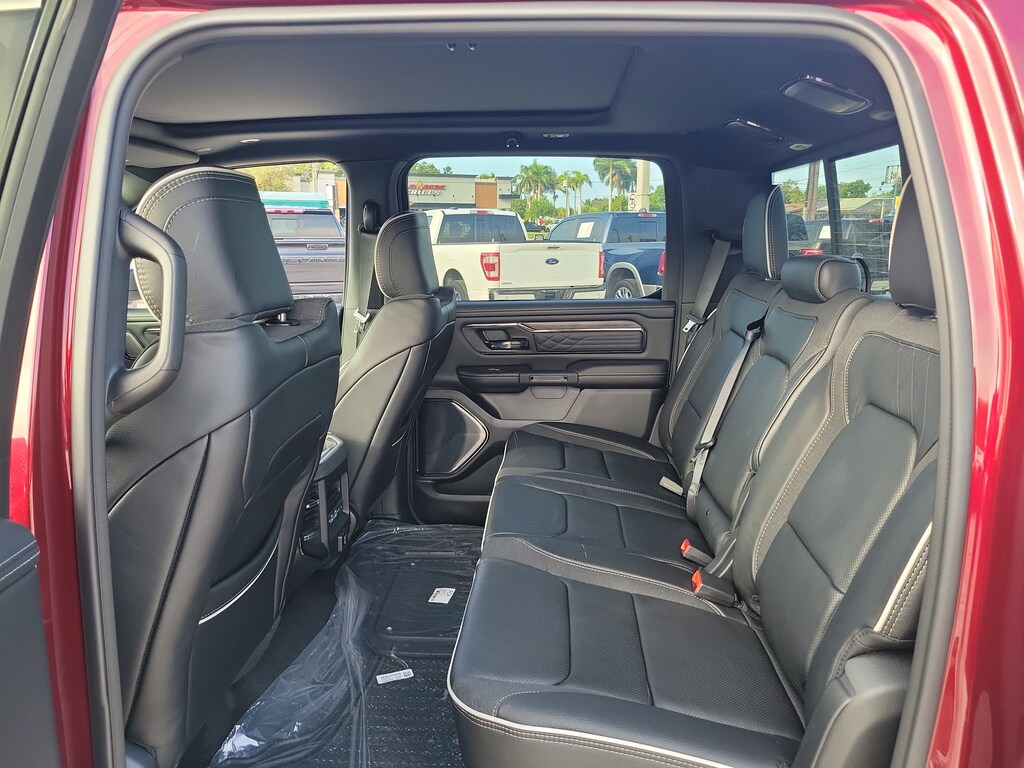 New 2026 Ram 1500 Limited Limited 4x4 Crew Cab 57 Box