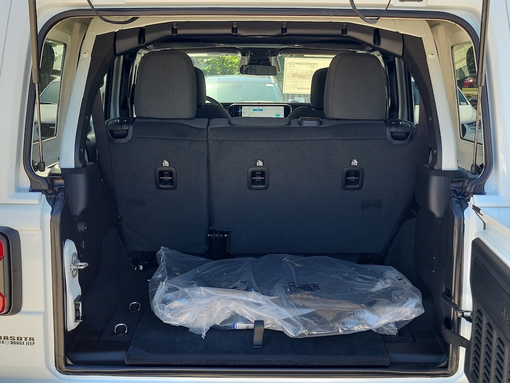 New 2026 Jeep Wrangler Rubicon Rubicon 4x4