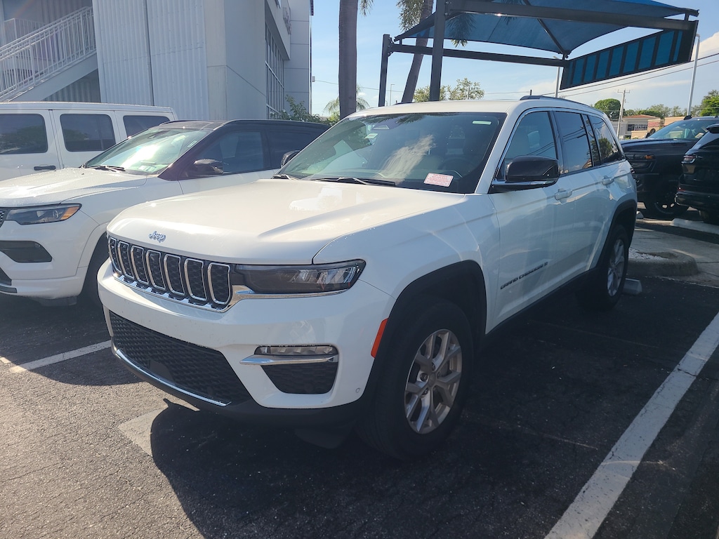 Used 2023 Jeep Grand Cherokee Limited Limited 4x2