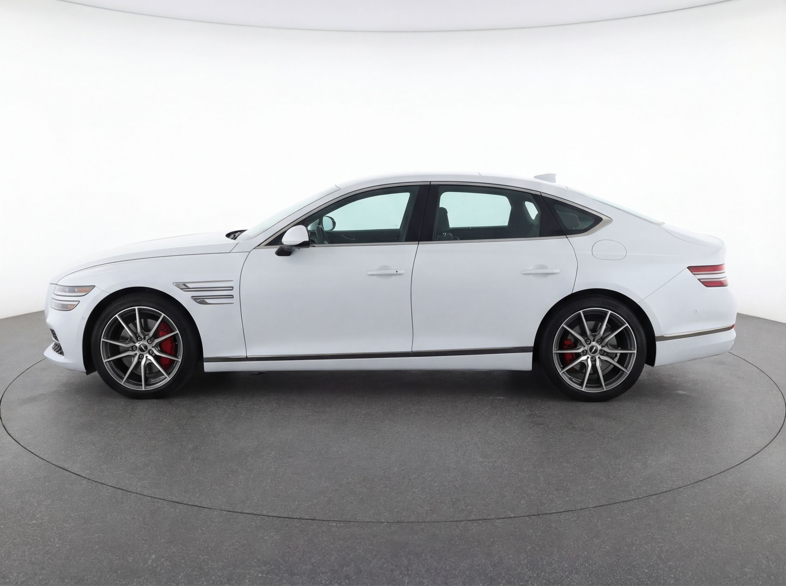 Thumbnail: 2025 Genesis G70 - 4