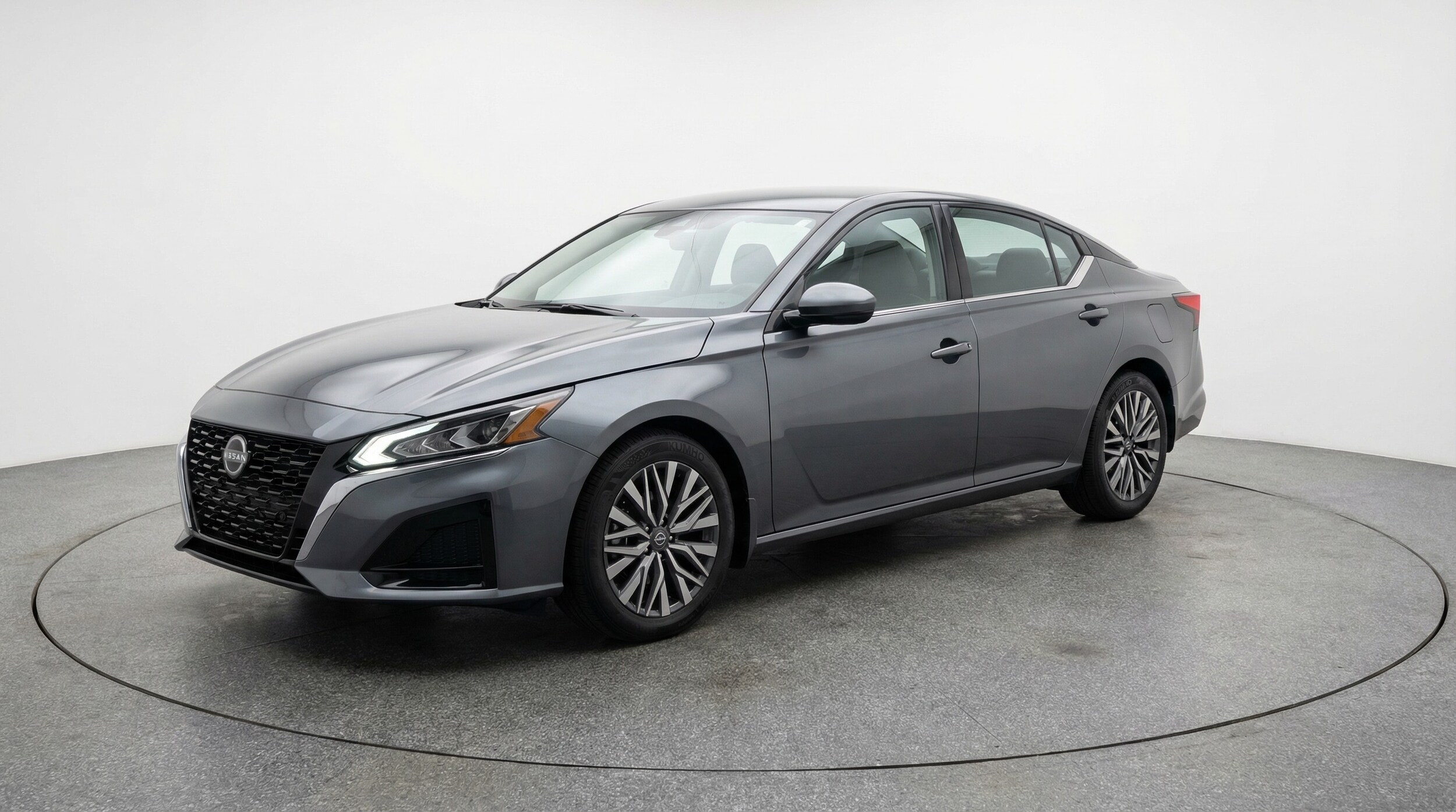 Thumbnail: 2025 Nissan Altima - 3