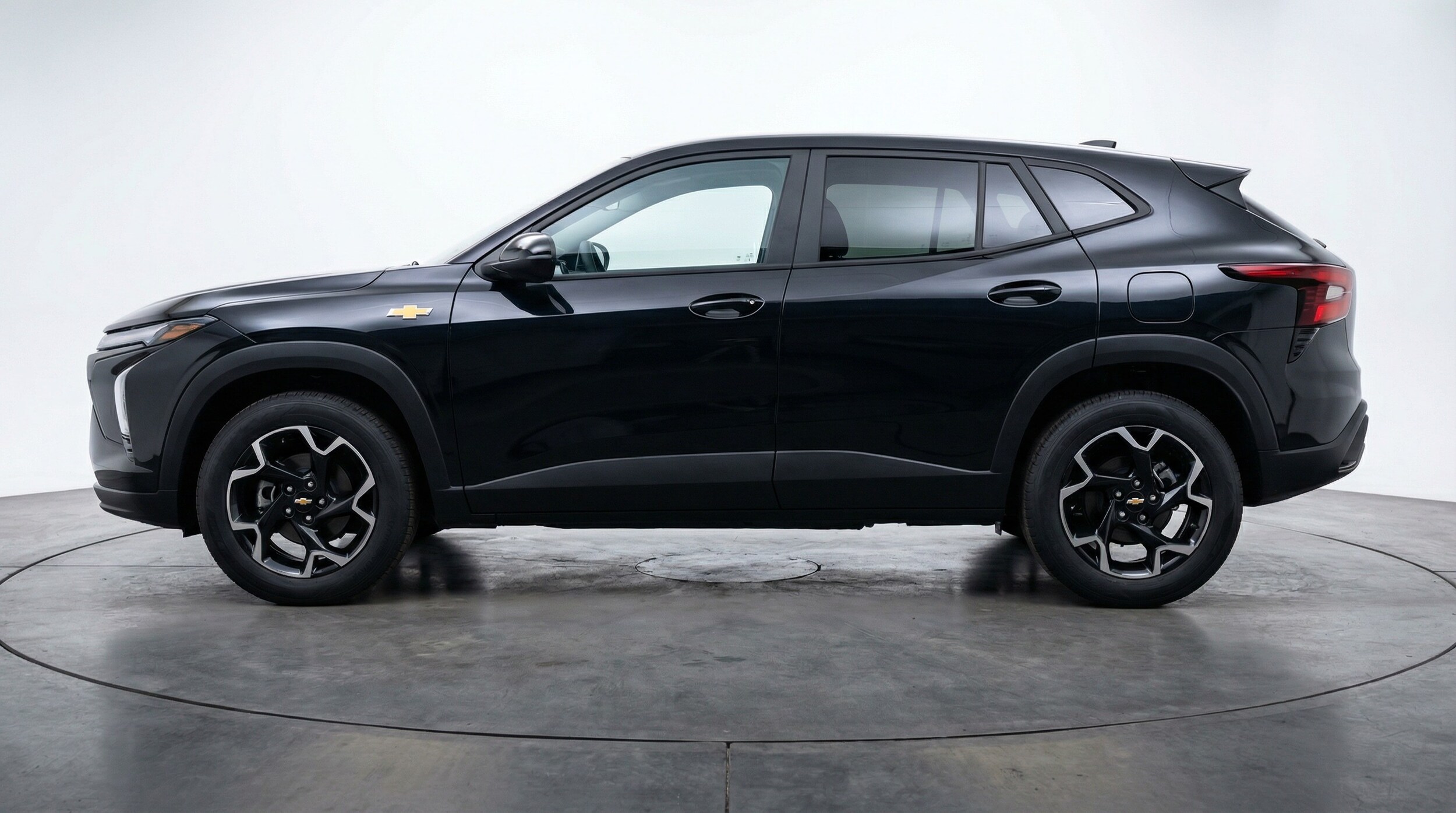 Thumbnail: 2025 Chevrolet Trax - 4