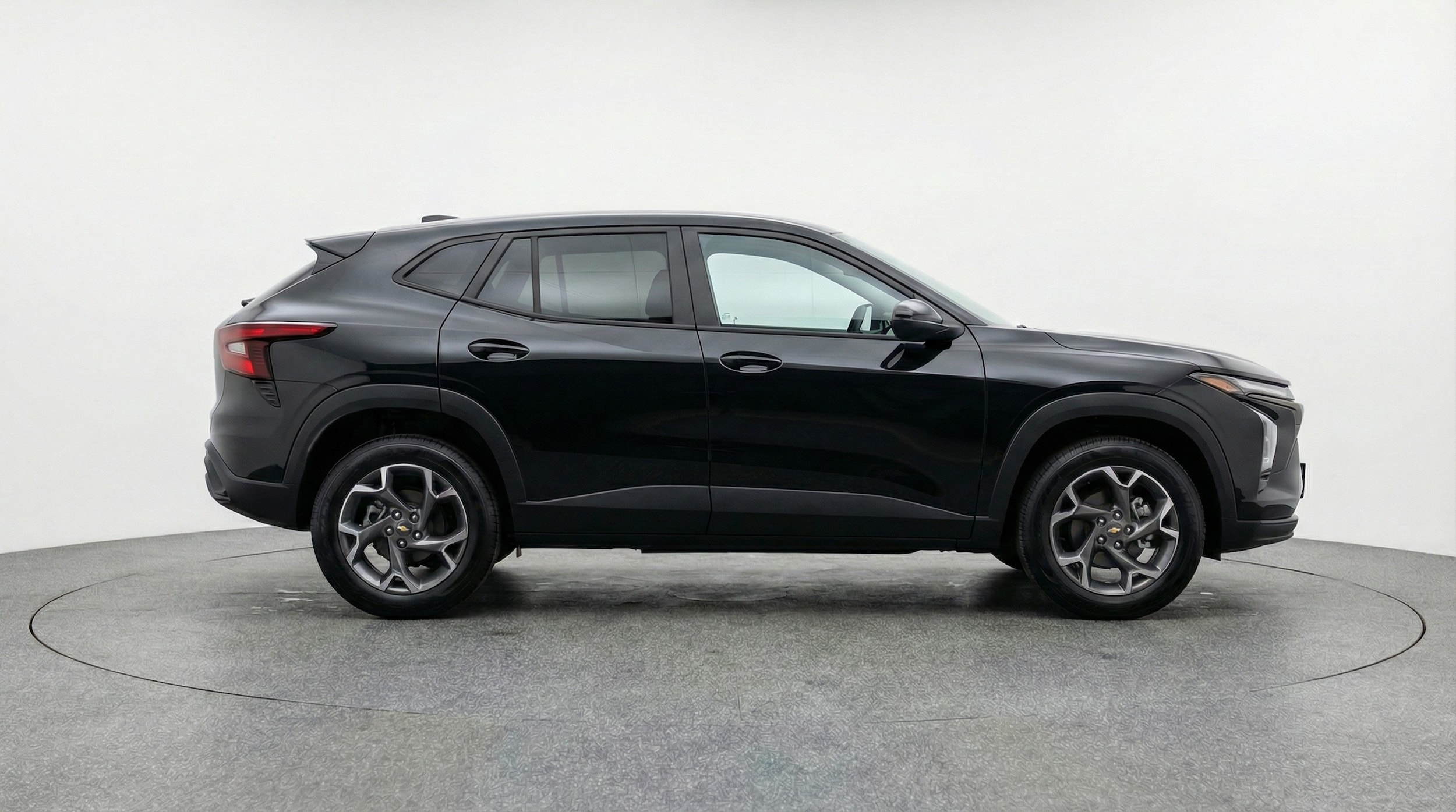 Thumbnail: 2025 Chevrolet Trax - 8