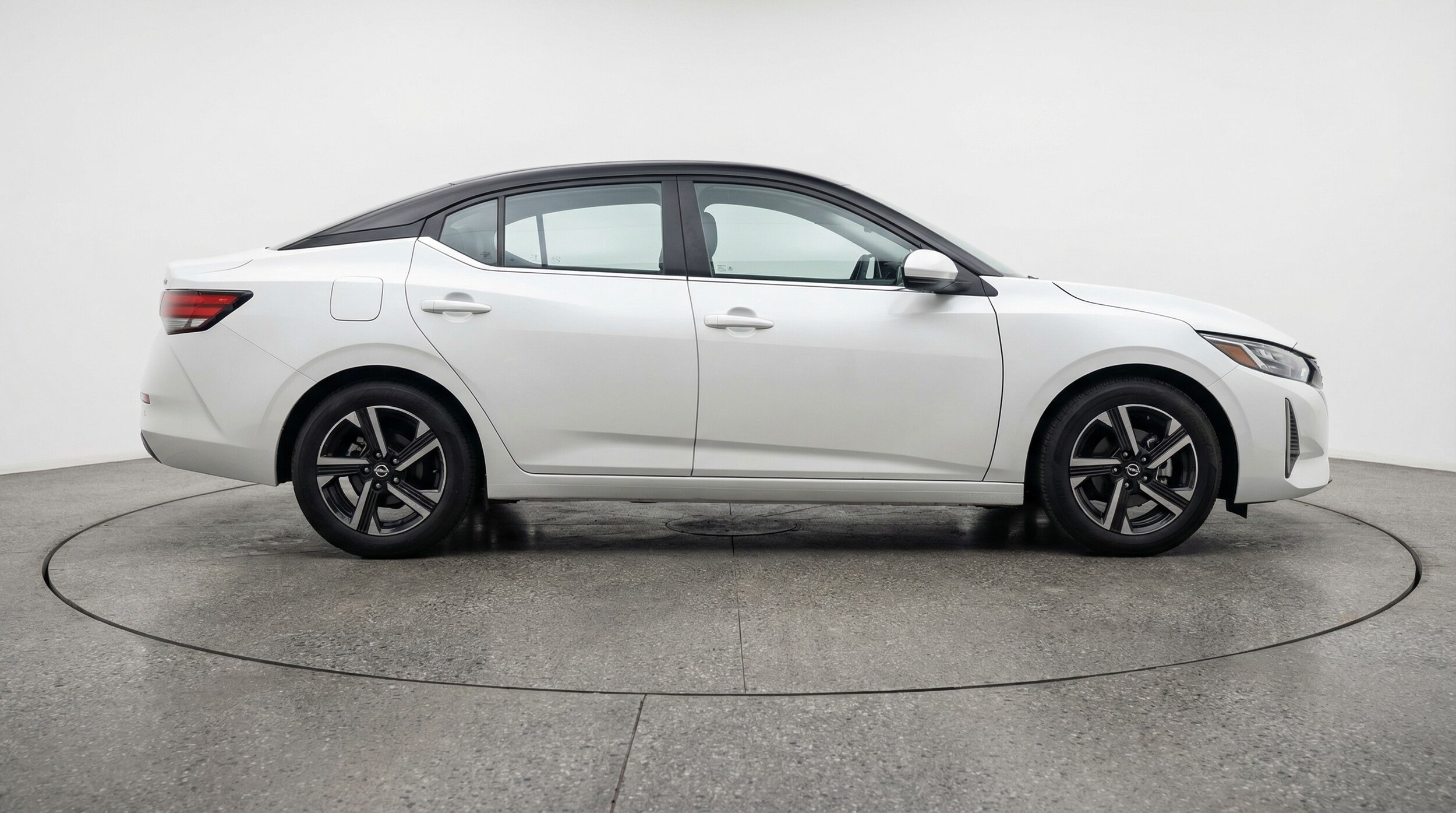 Thumbnail: 2025 Nissan Sentra - 8