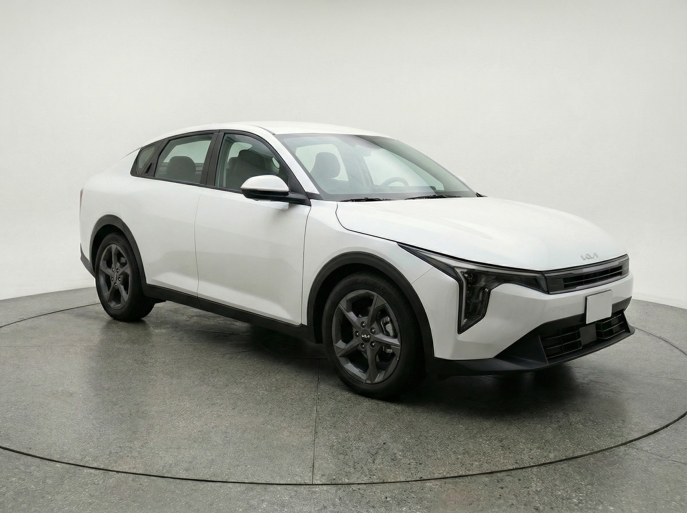 Thumbnail: 2025 Kia K4 - 1