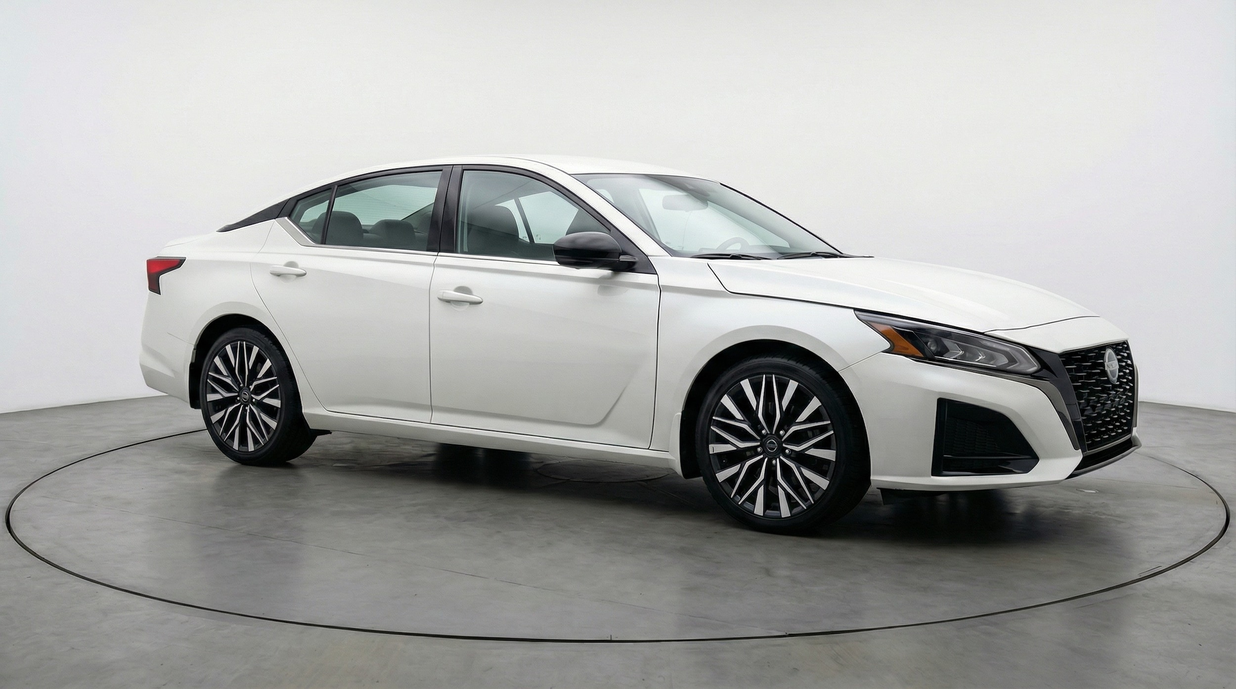 Thumbnail: 2025 Nissan Altima - 1