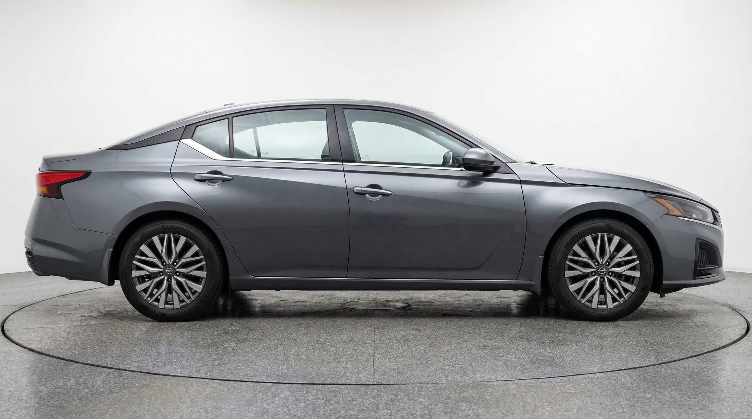 Thumbnail: 2025 Nissan Altima - 8