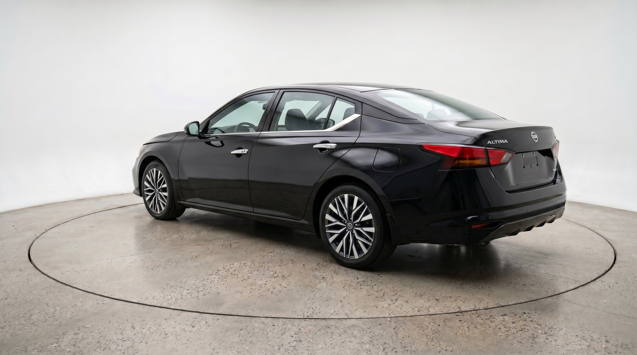 Thumbnail: 2025 Nissan Altima - 6