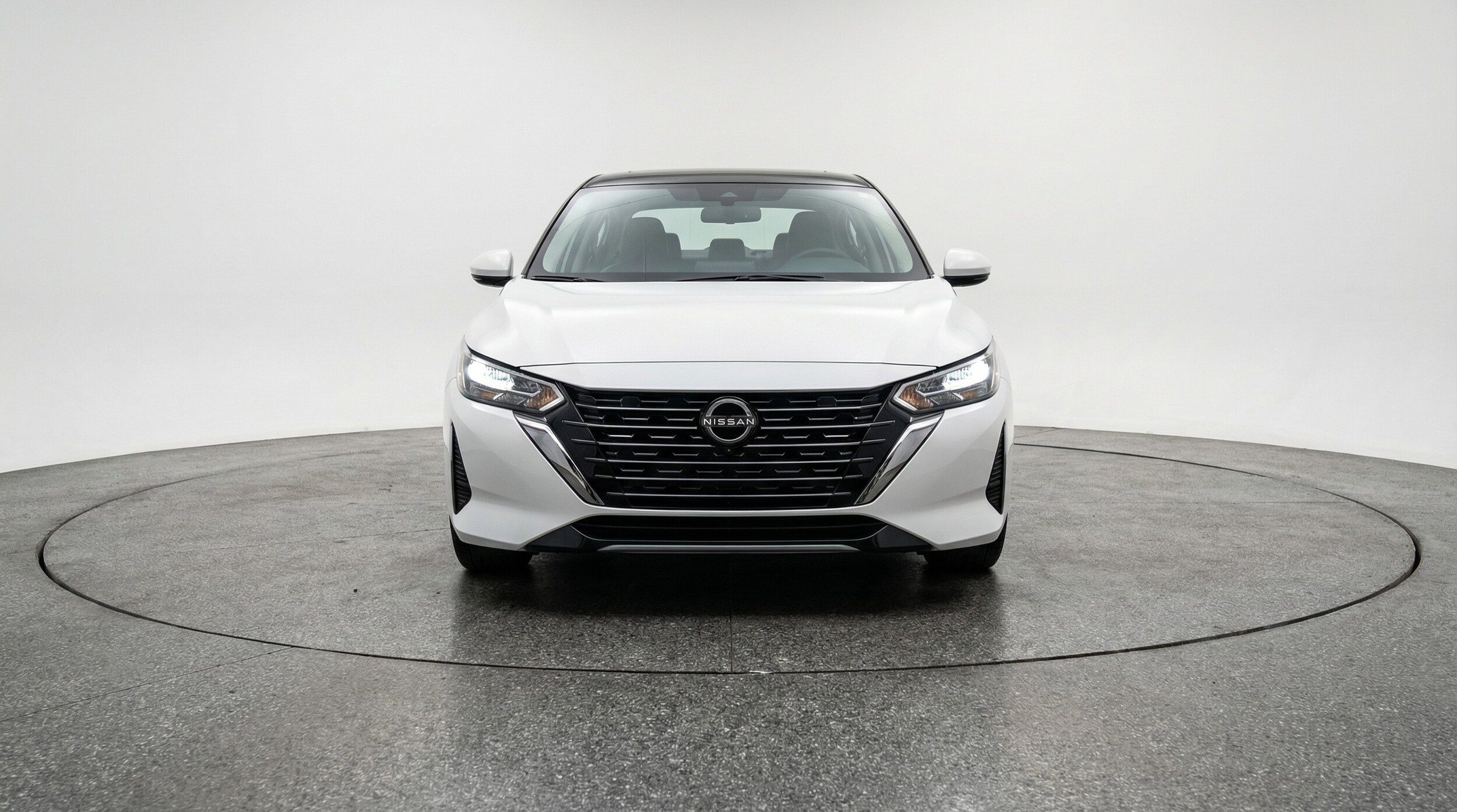 Thumbnail: 2025 Nissan Sentra - 2