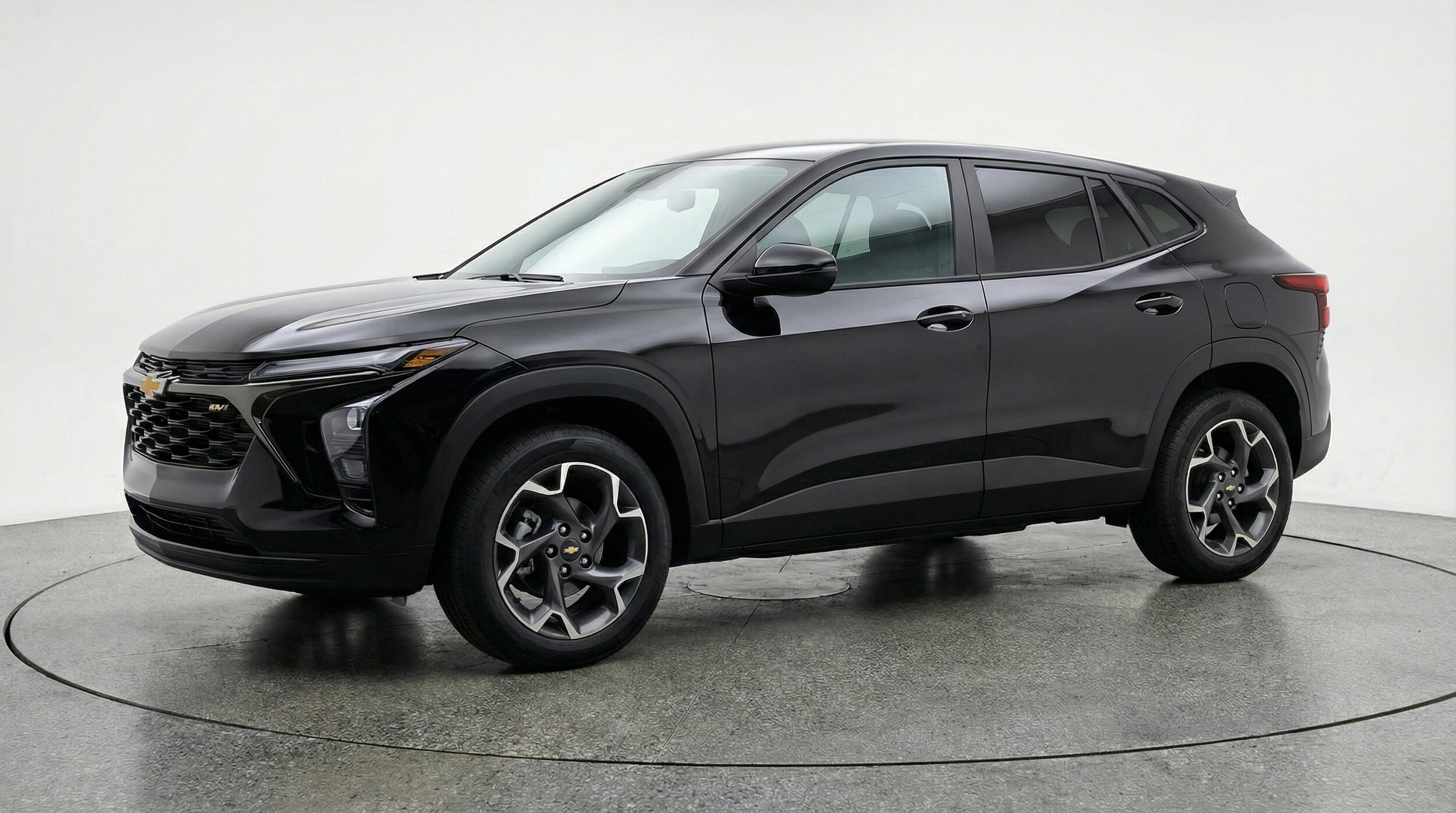 Thumbnail: 2025 Chevrolet Trax - 3