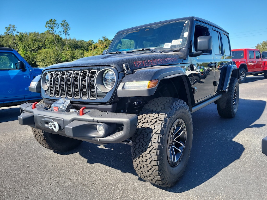 New 2026 Jeep Wrangler 4-DOOR RUBICON X Sport Utility