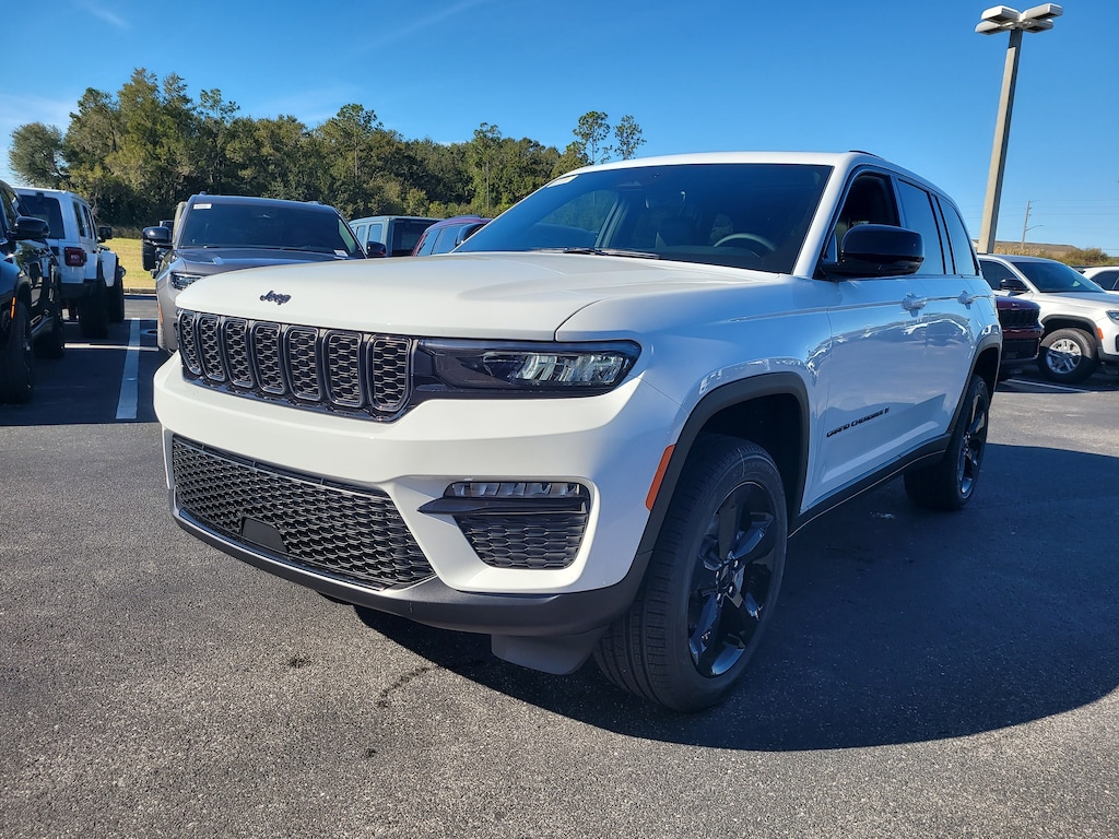 New 2025 Jeep Grand Cherokee LIMITED 4X2 Sport Utility