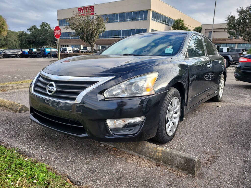 Used 2015 Nissan Altima 2.5 S Sedan