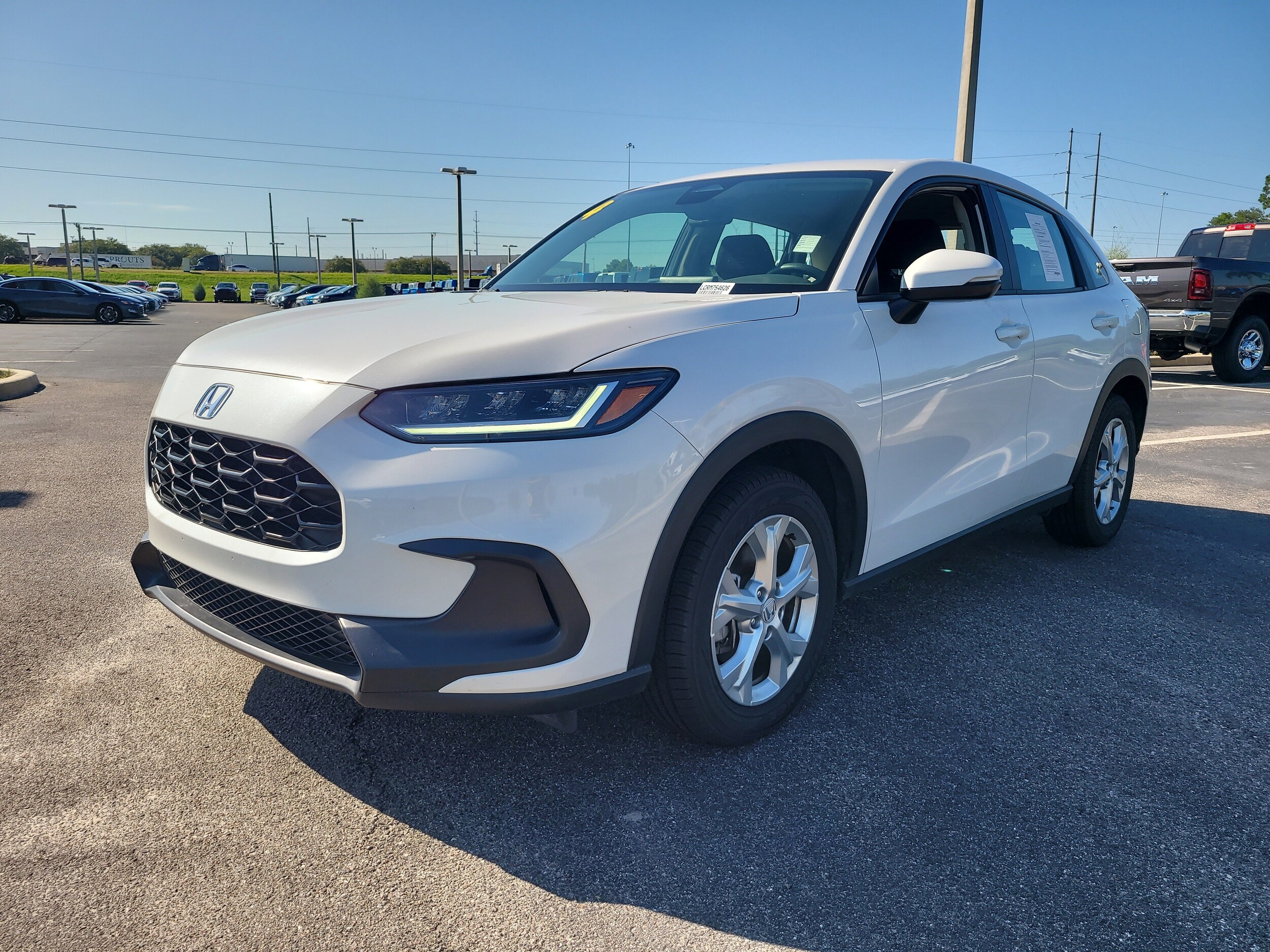 2024 Honda HR-V LX photo 3