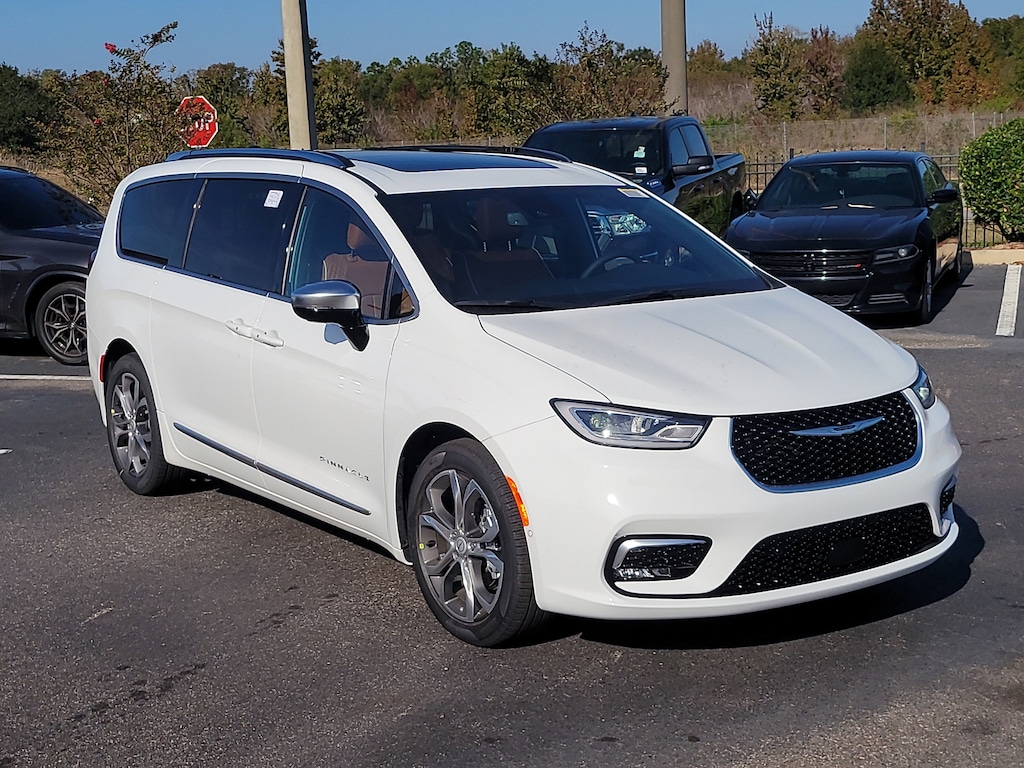 New 2026 Chrysler Pacifica PINNACLE Passenger Van