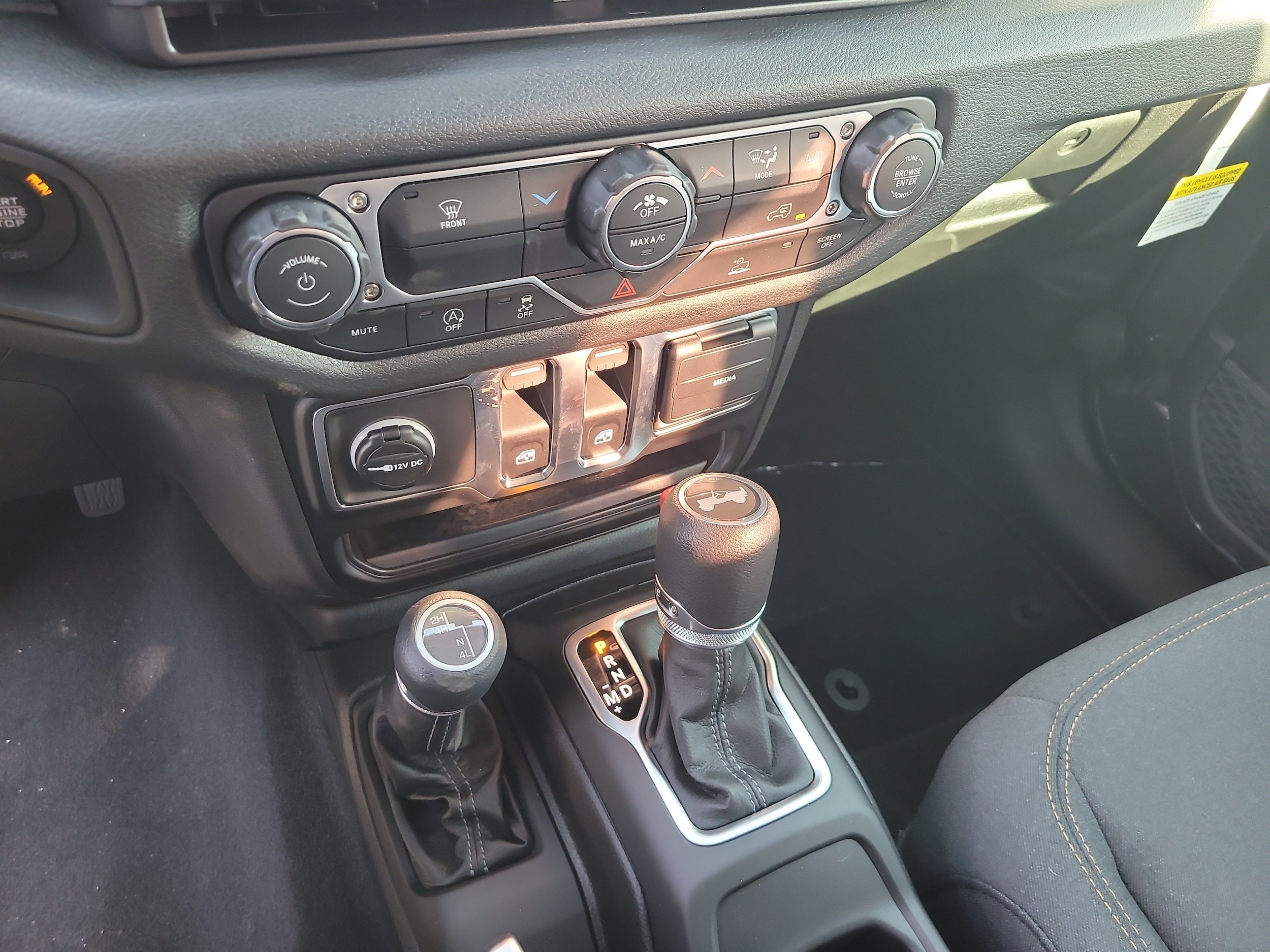 2026 Jeep Wrangler 2-Door Sport - Photo 19