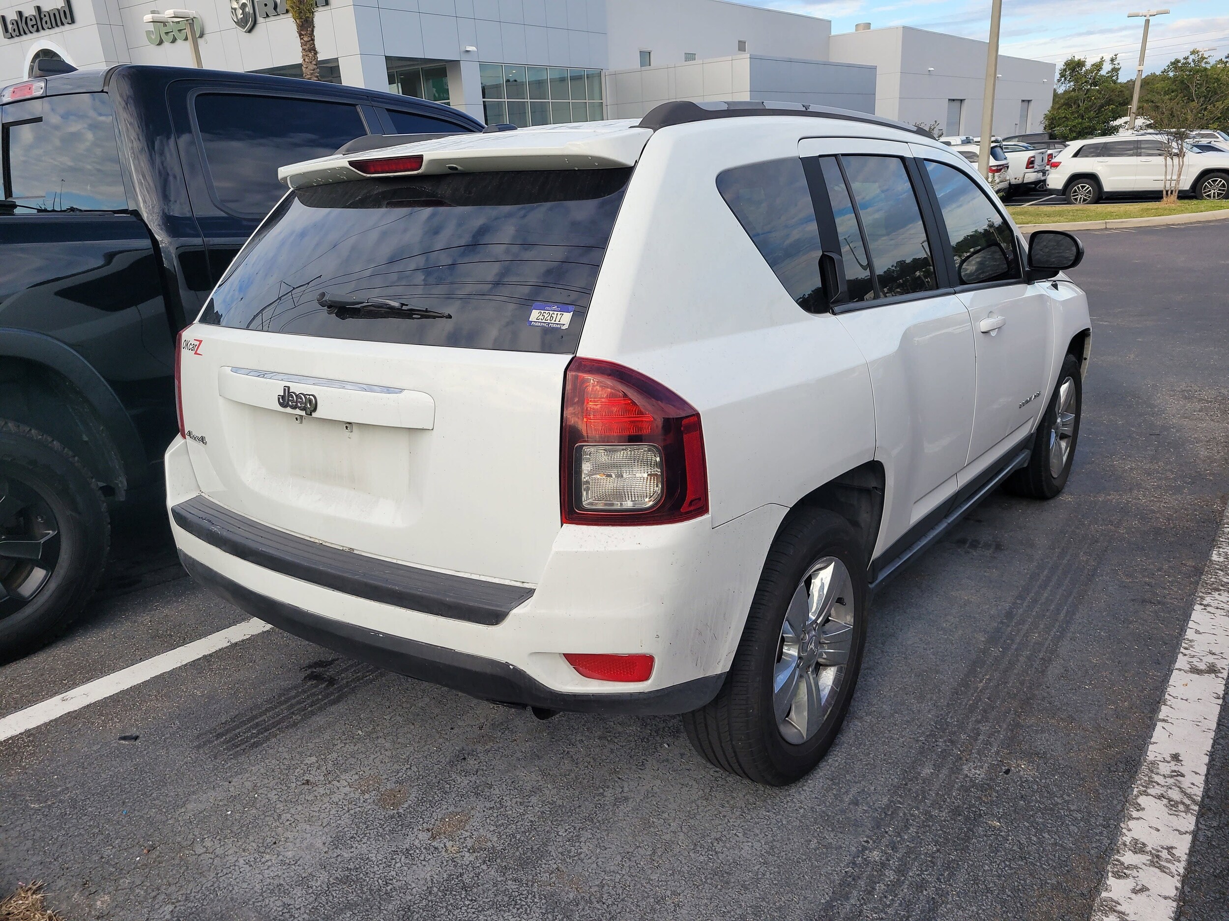 2016 Jeep Compass Sport photo 3