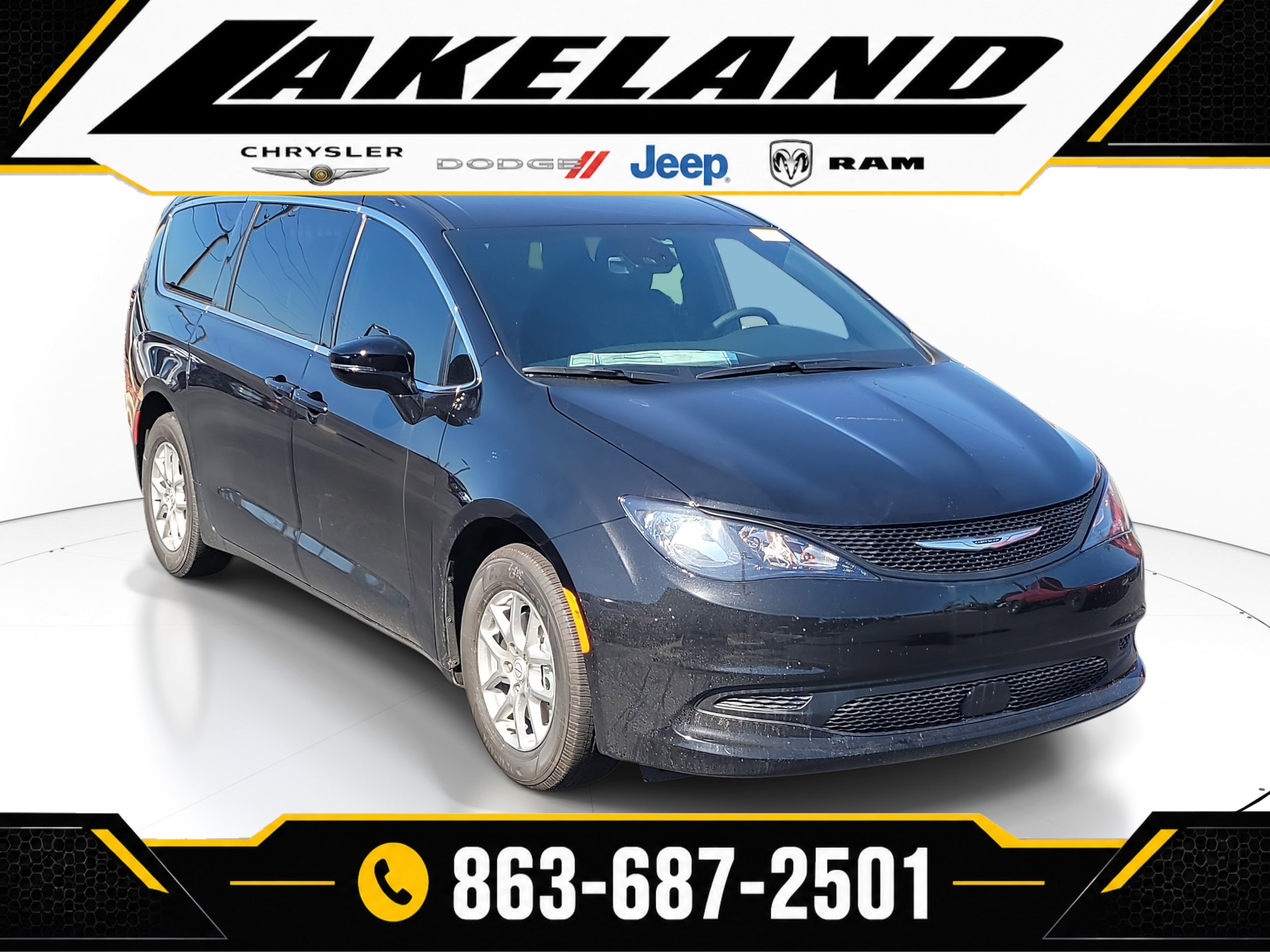 2026 Chrysler Voyager LX's photo