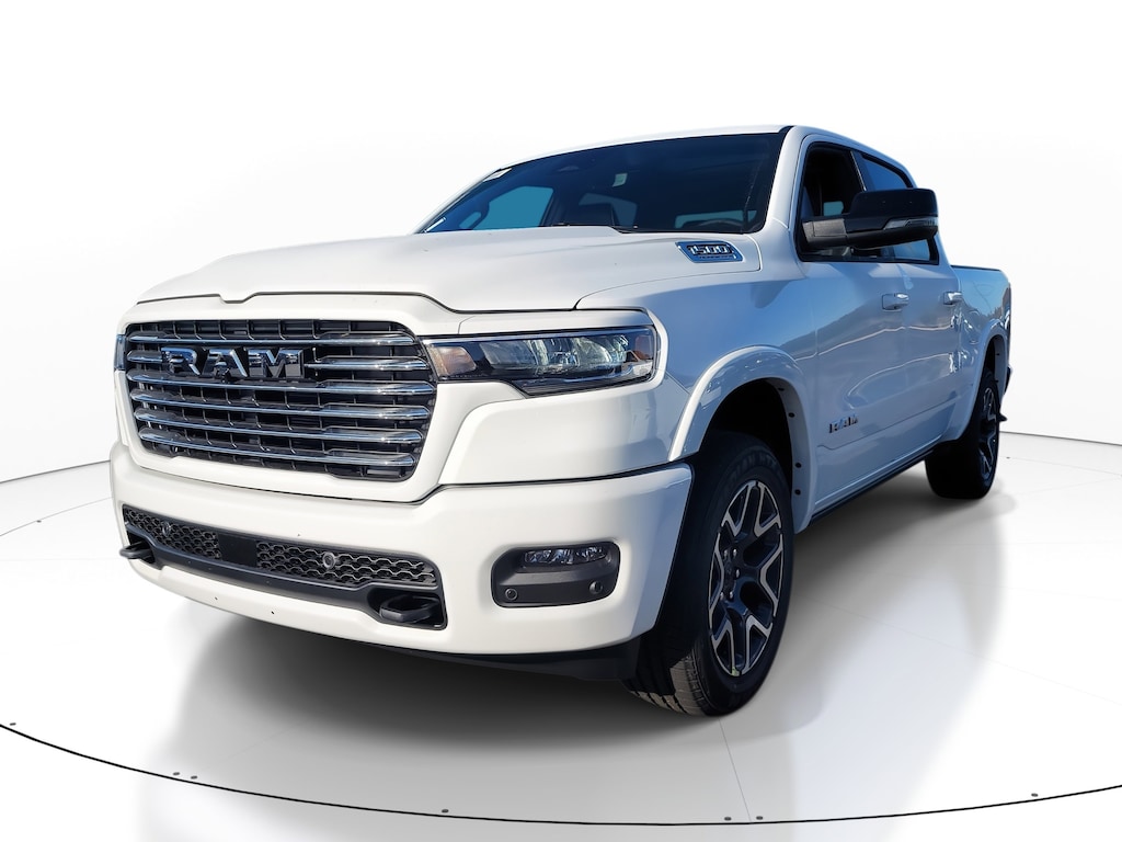 New 2026 Ram 1500 LARAMIE CREW CAB 4X4 5'7 BOX Pickup