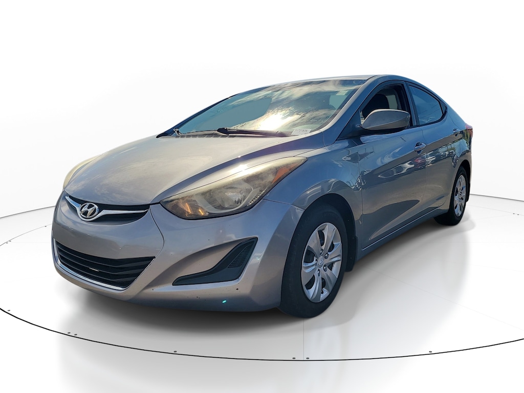 Used 2016 Hyundai Elantra SE Sedan