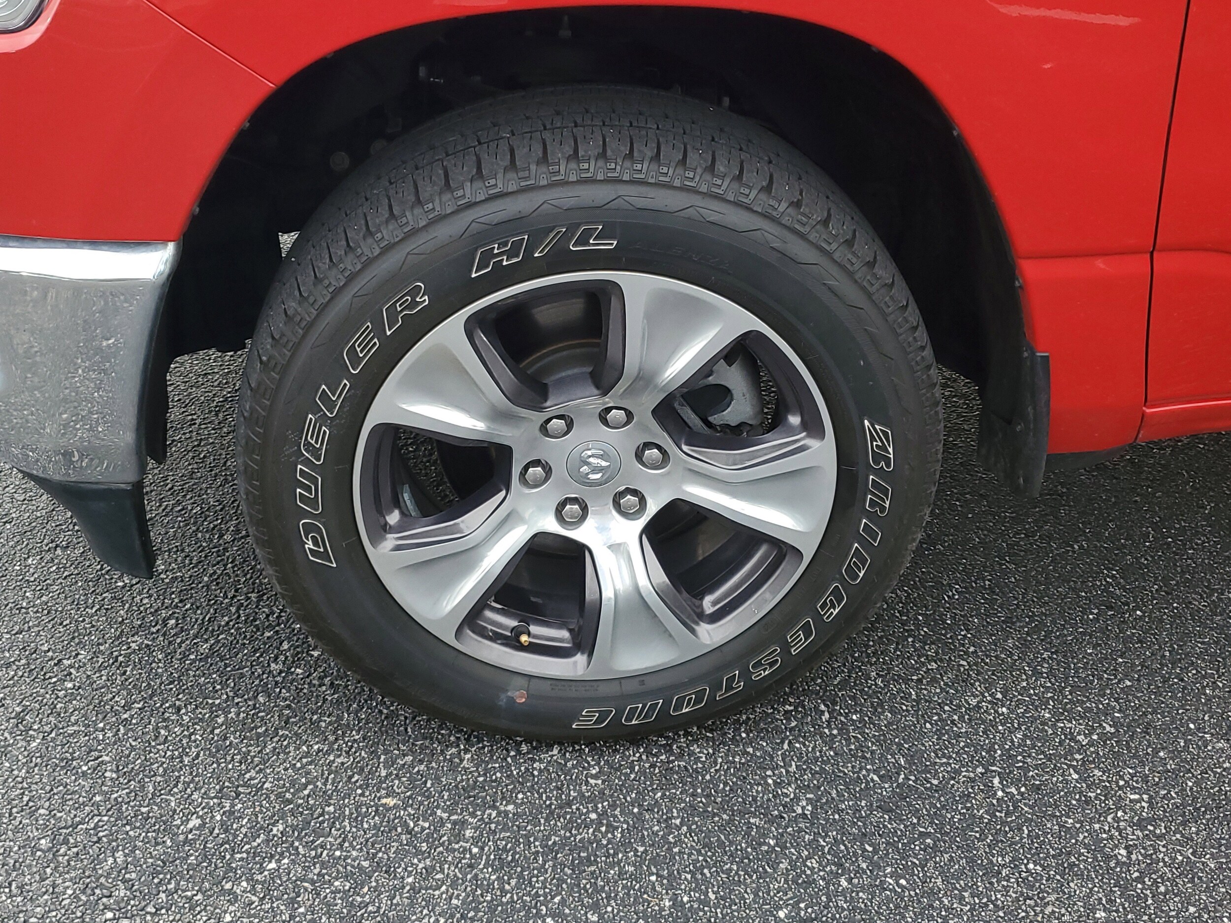 2023 Ram 1500 Laramie photo 4