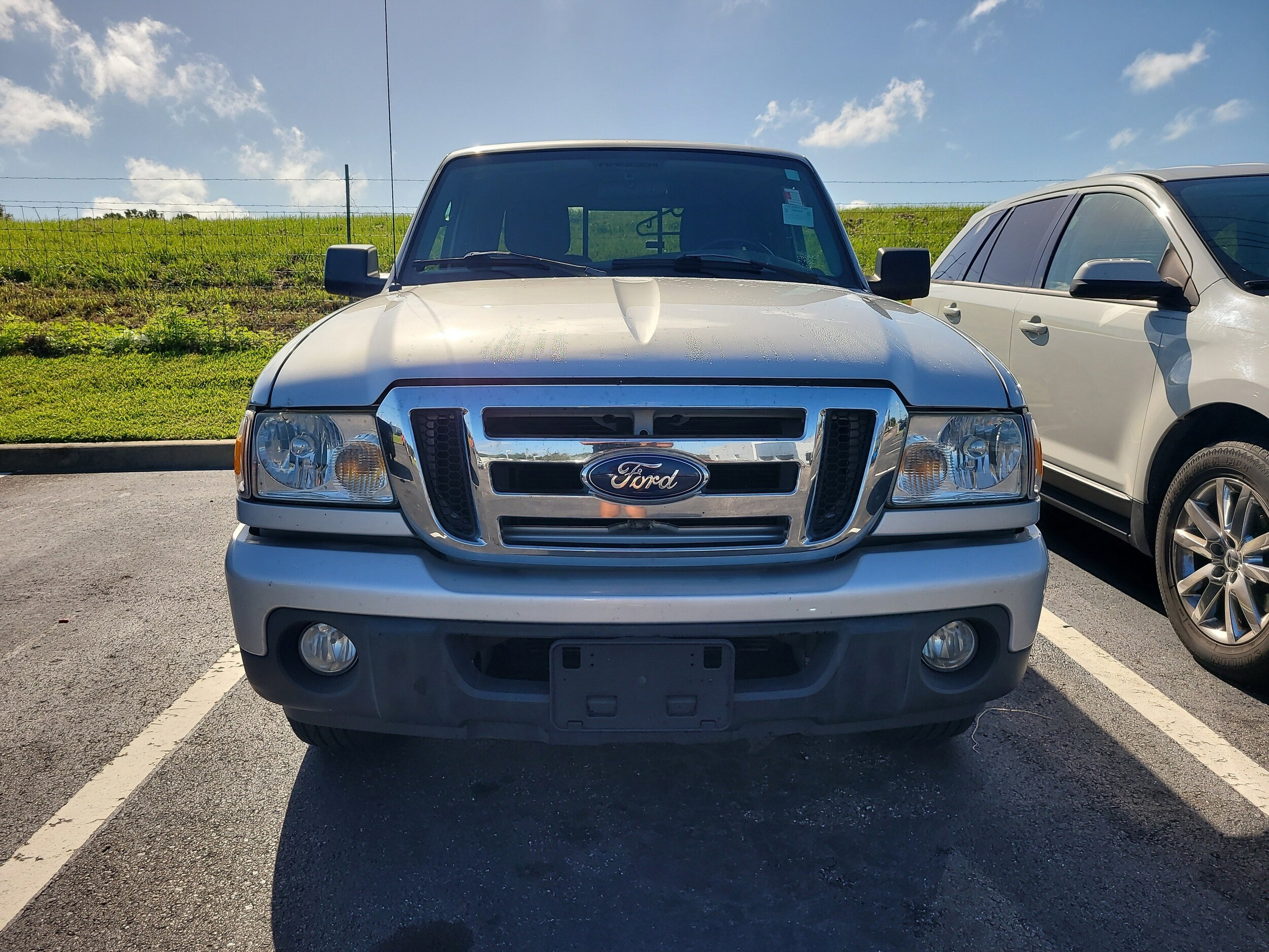 2011 Ford Ranger XLT photo 2