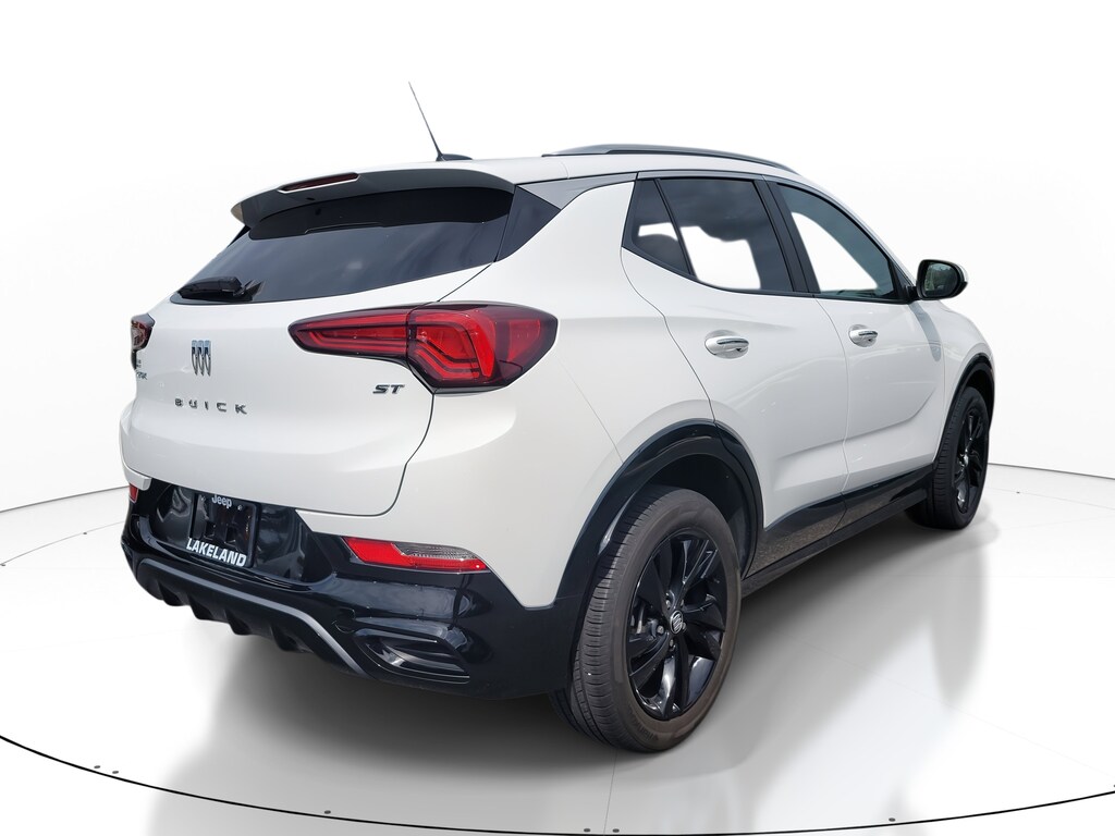 2024 Buick Encore GX Sport Touring photo 4