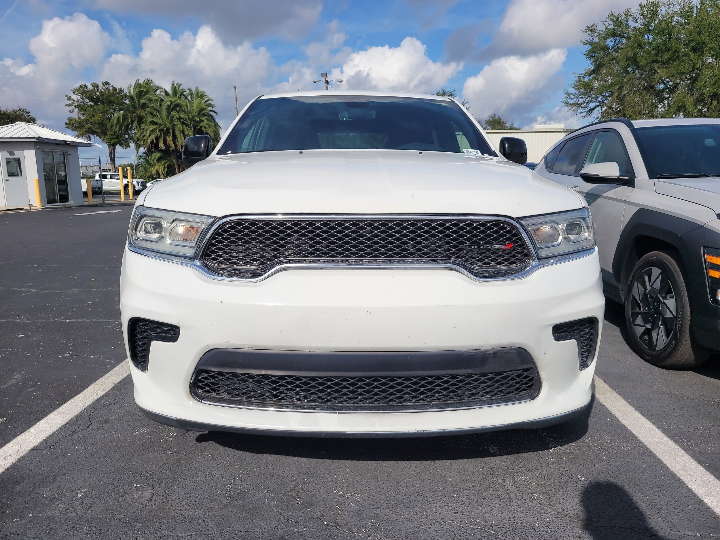 2023 Dodge Durango SXT photo 2